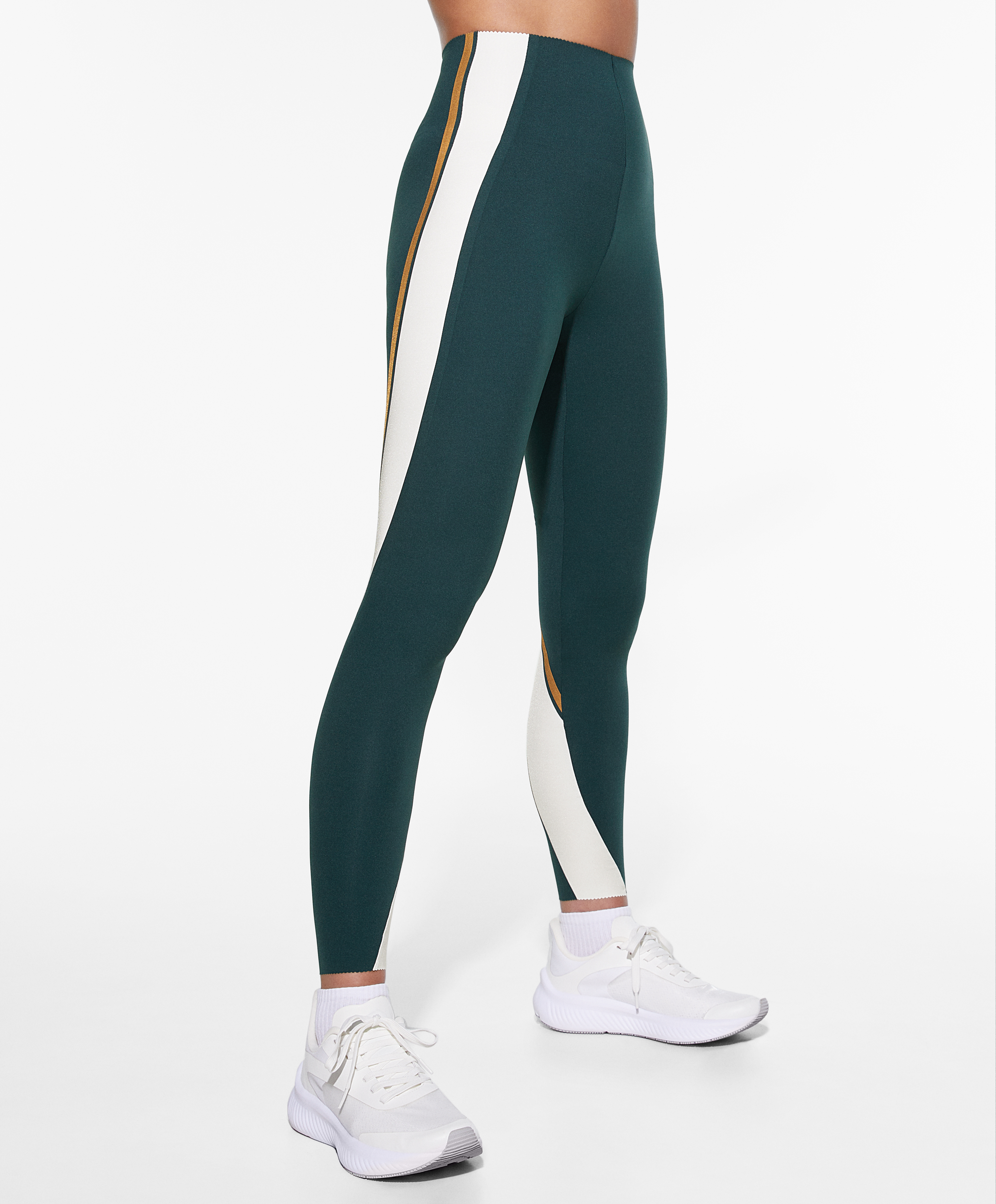 Oysho hotsell yoga wear