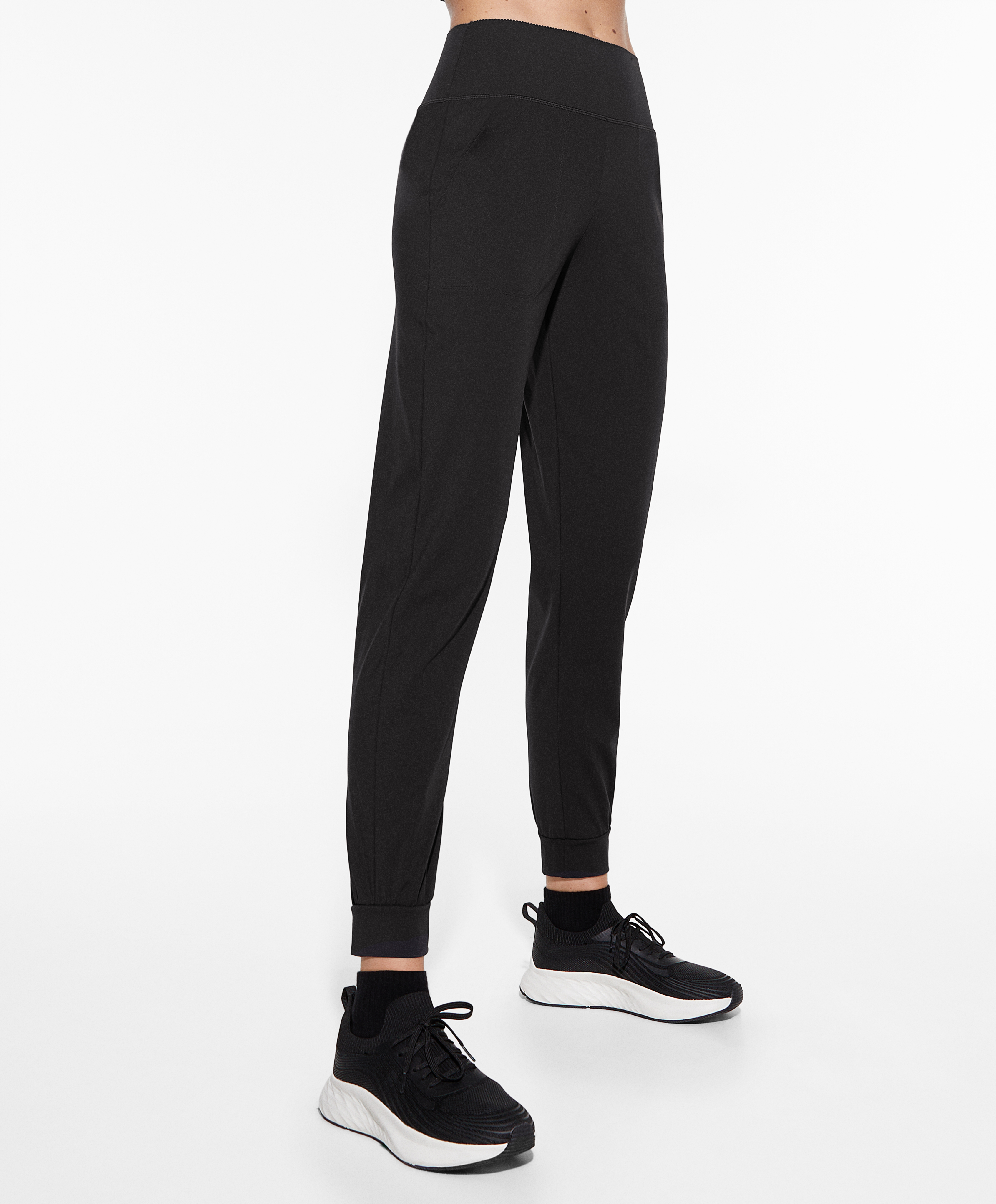 Pantalon corto deporte discount oysho