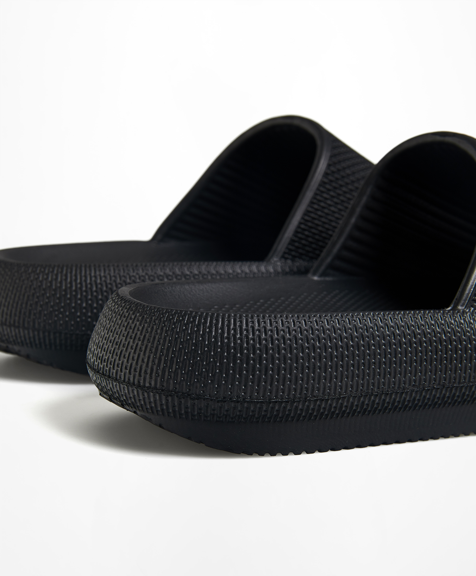 Flatform sandals
