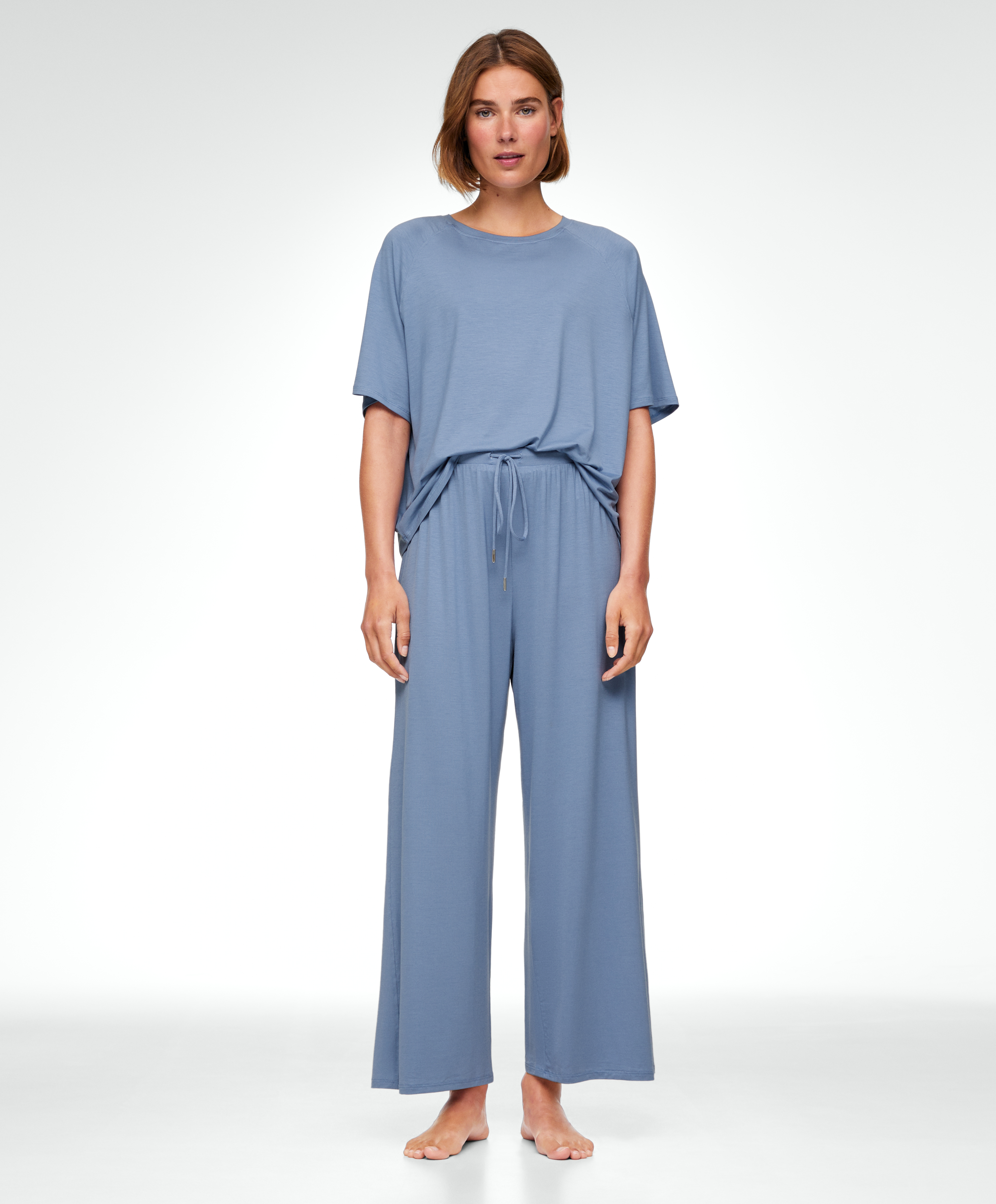 Zweiteiliger langer Pyjama aus 100 Lyocell OYSHO United States