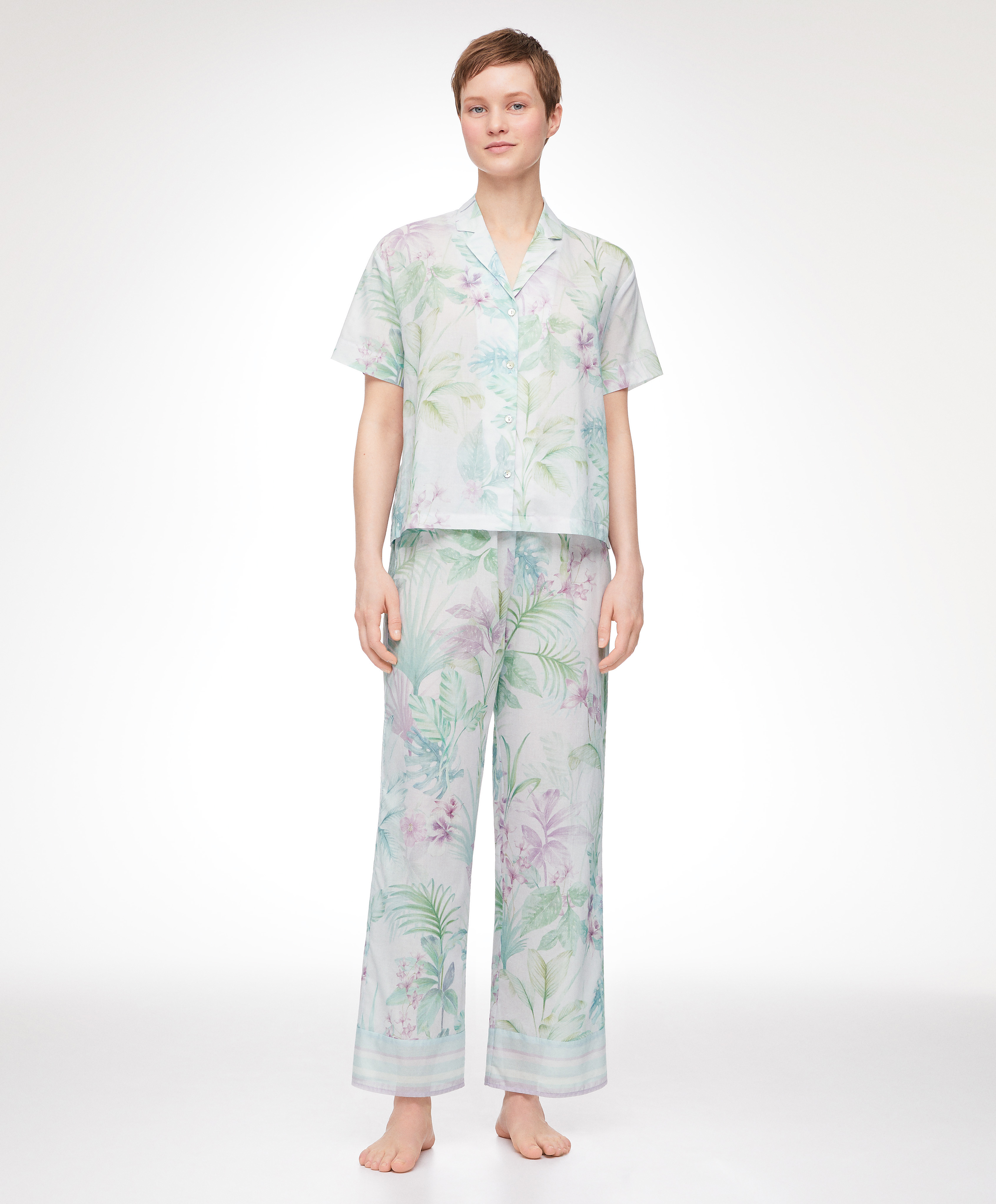 Lange pyjamaset met tropische print