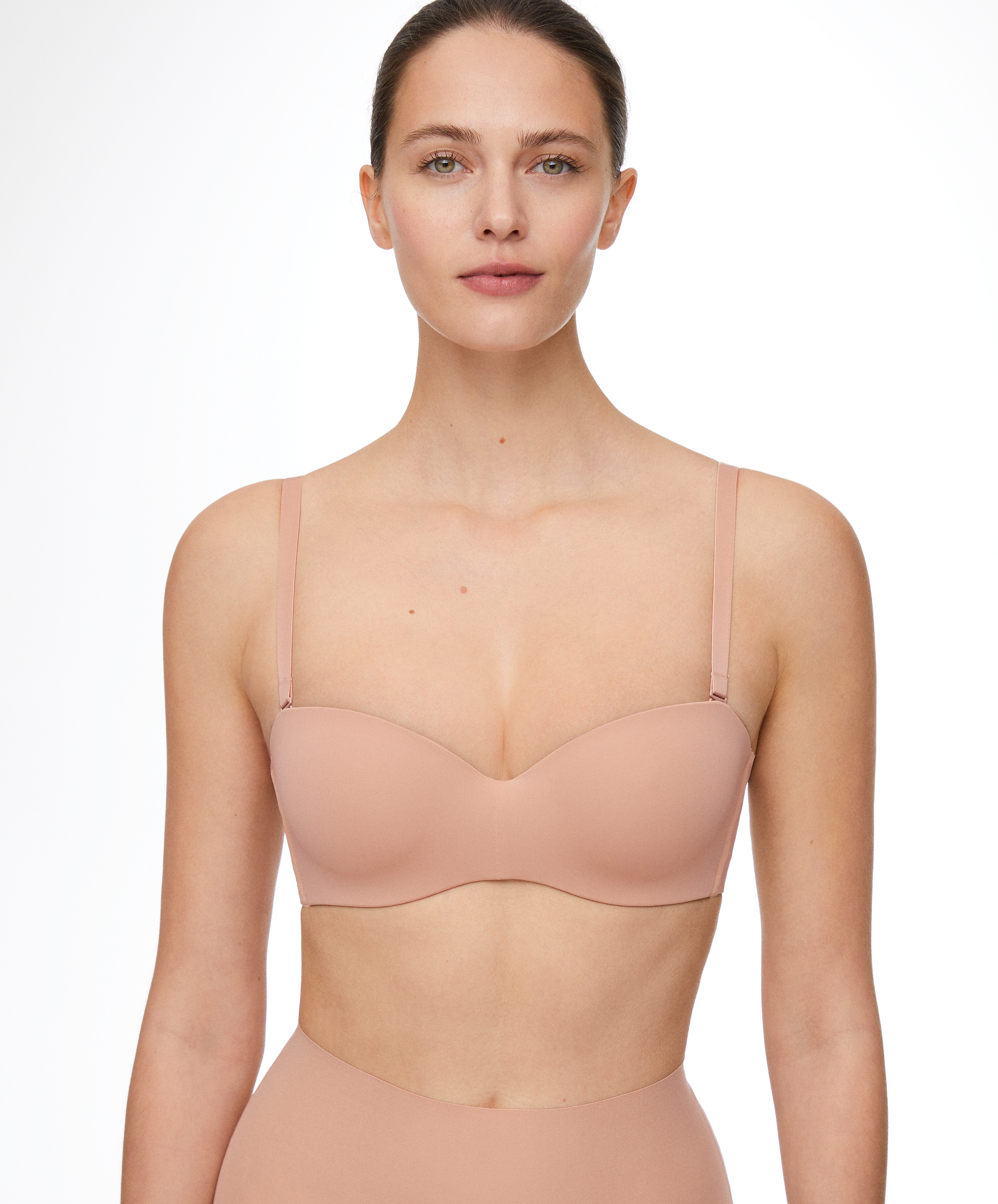 0105/104 Polyamide bra with removable straps