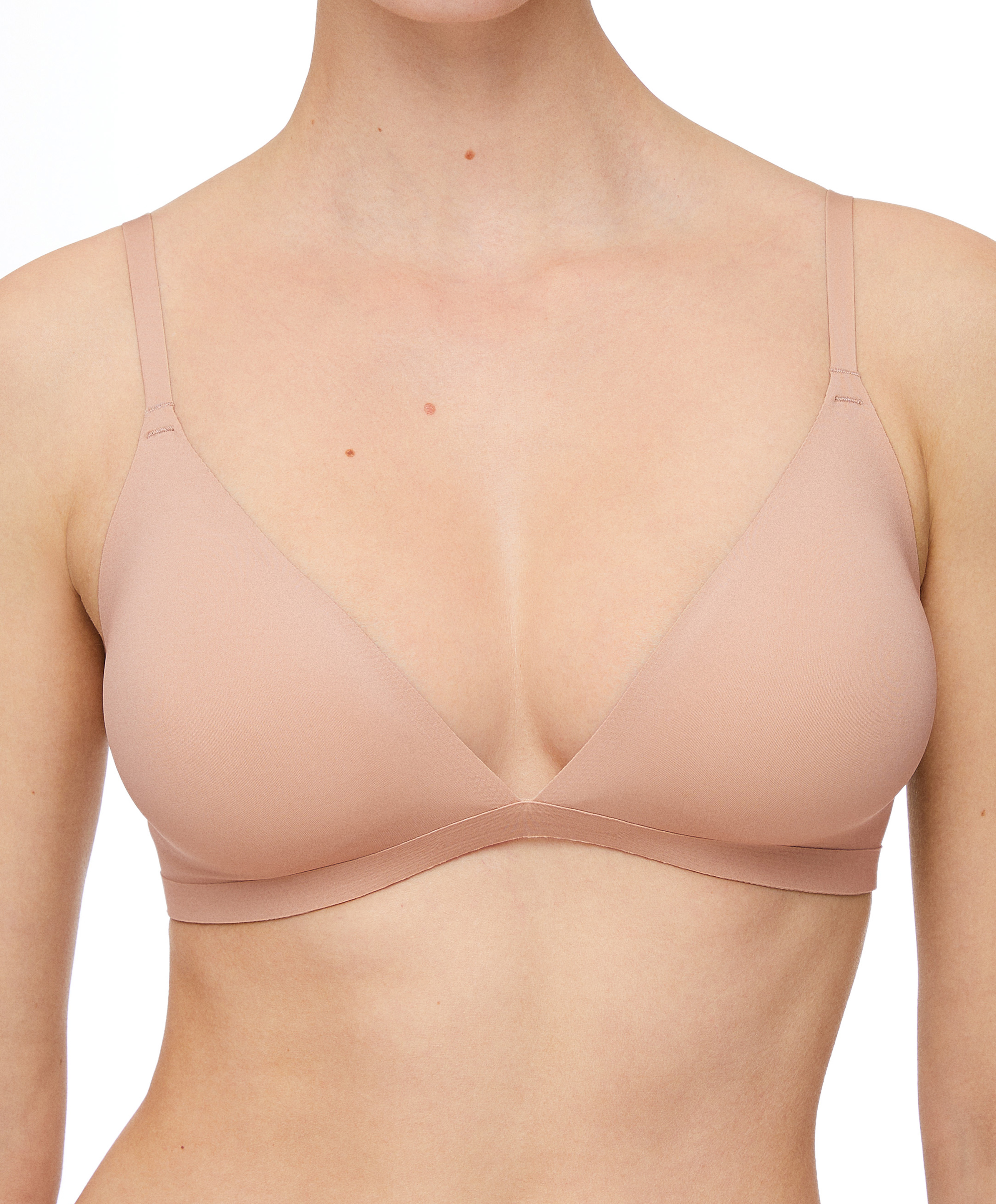 Multi-way invisible triangle bra