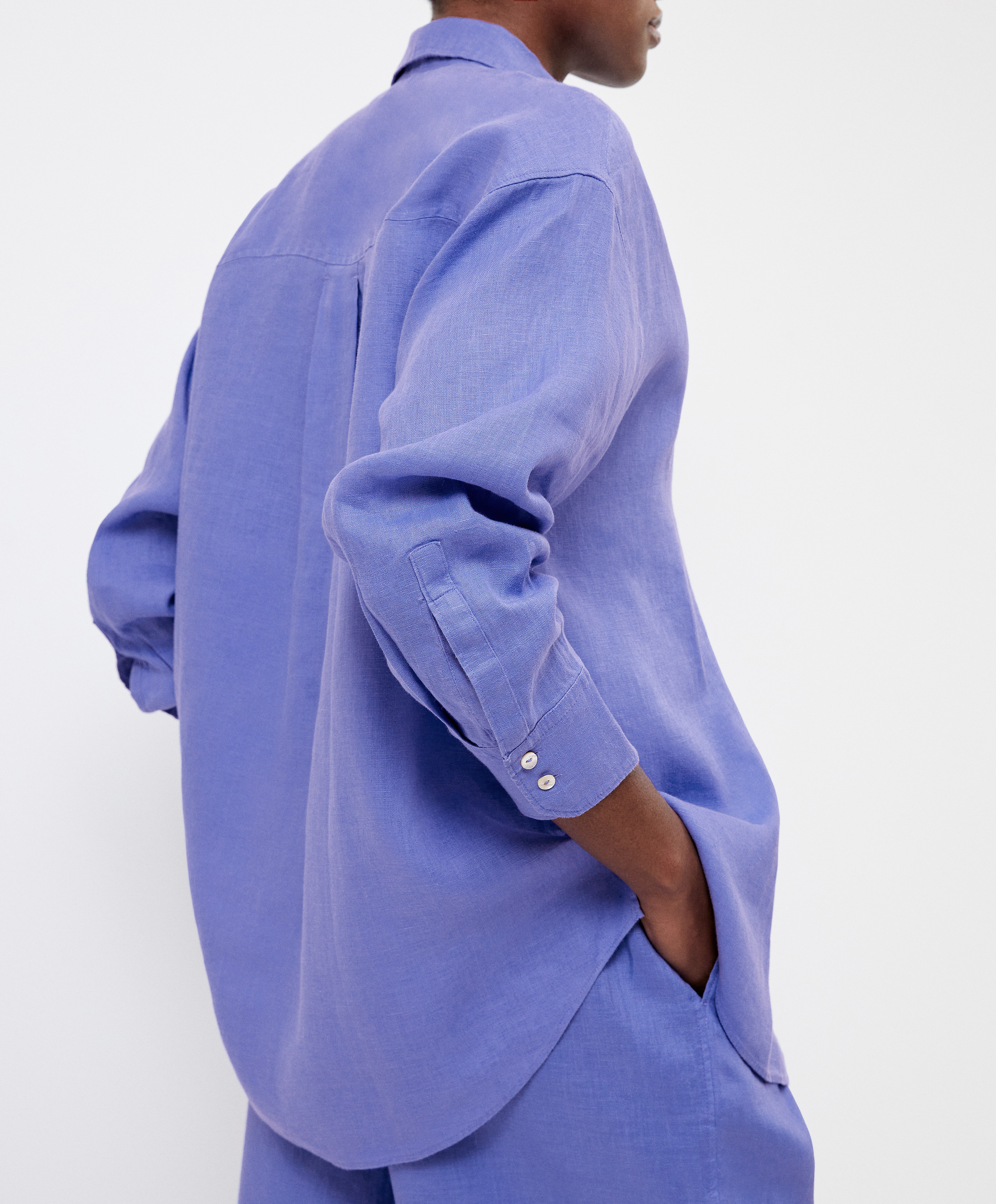 100% linen long-sleeved shirt