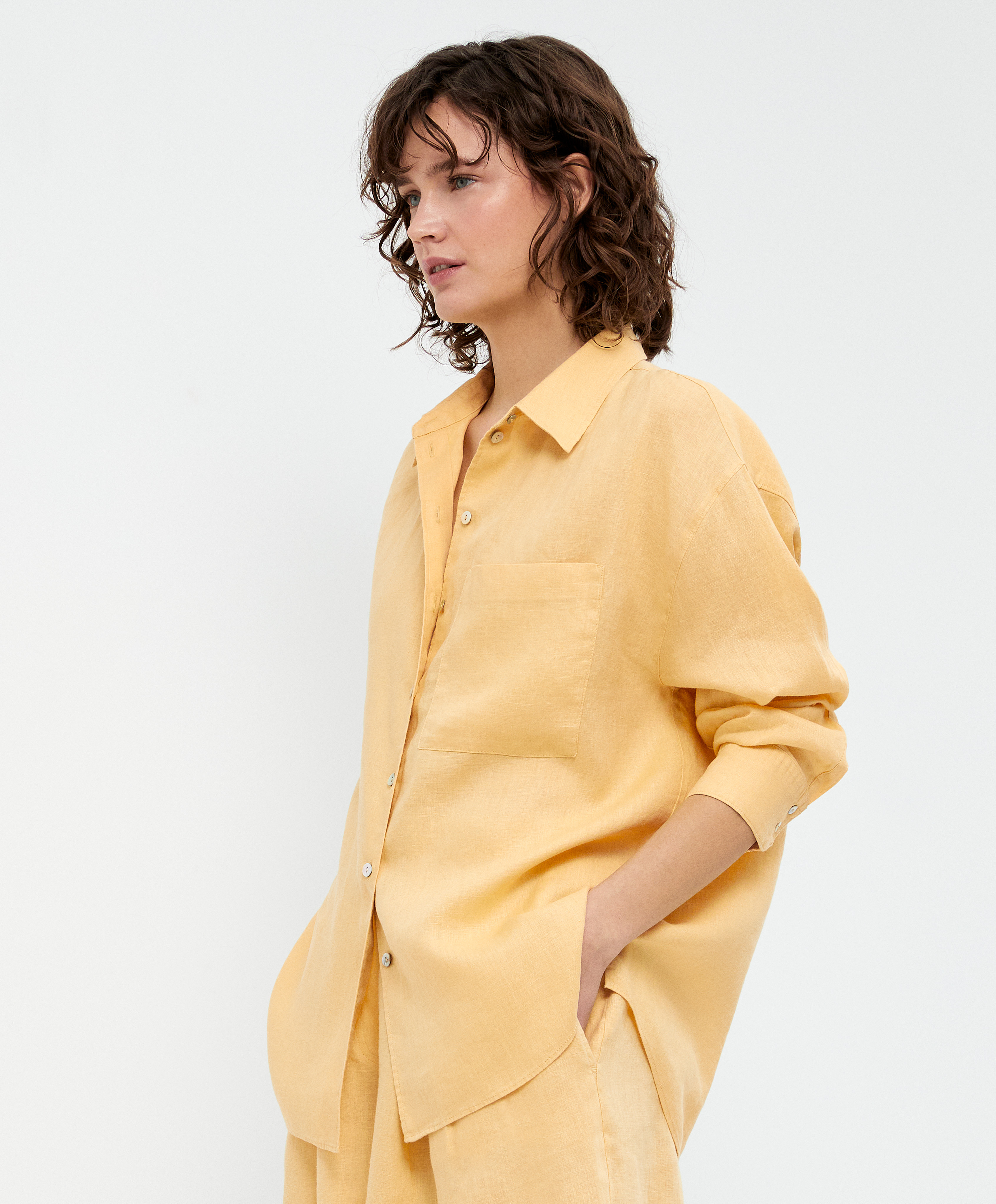 100% linen long-sleeved shirt