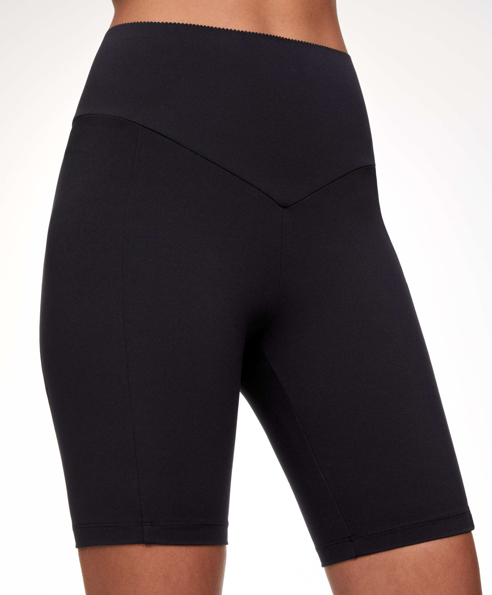 Oysho Compressive pocket 20cm cycle leggings - 126327710-800