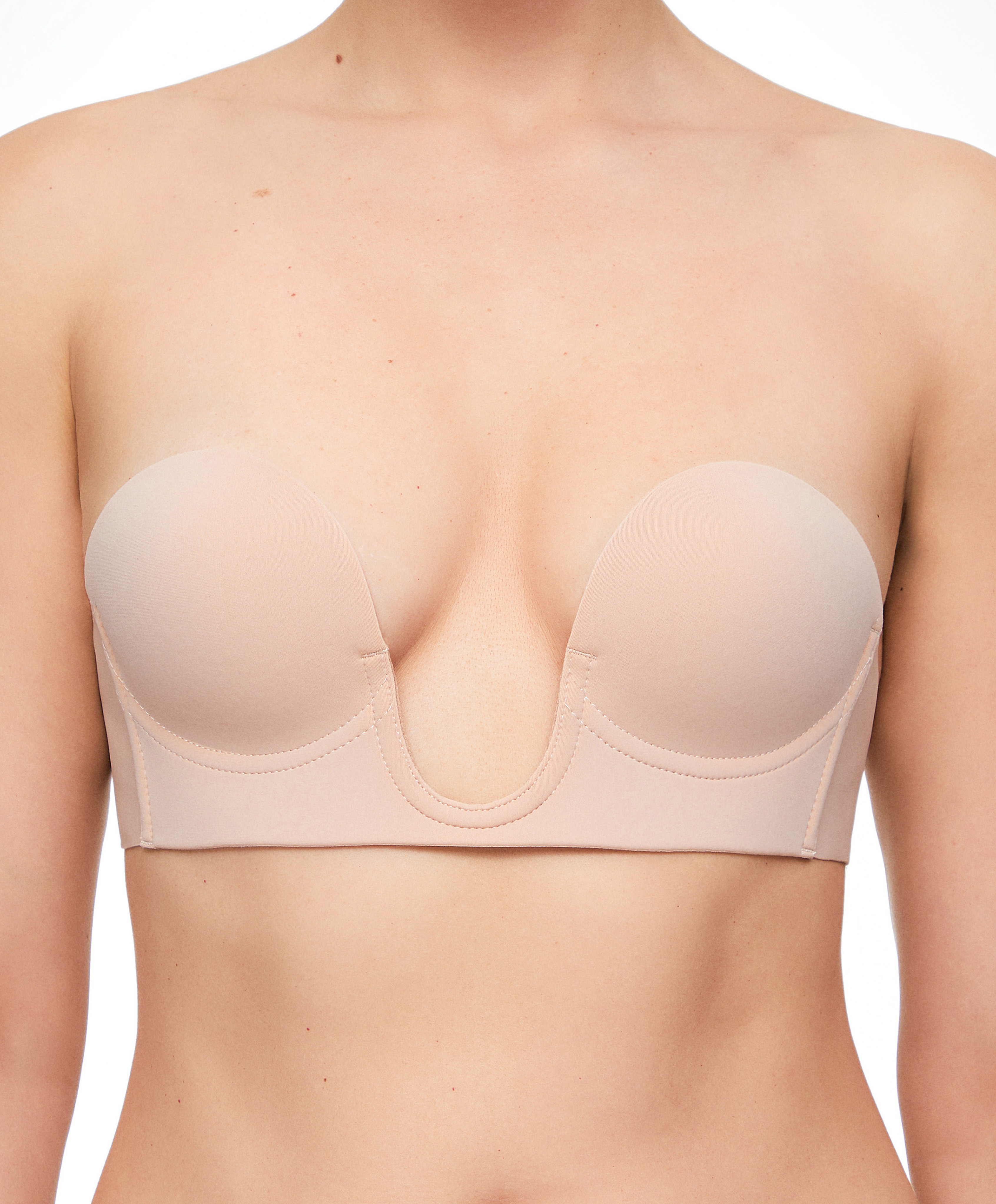 U-neck fabric adhesive bra