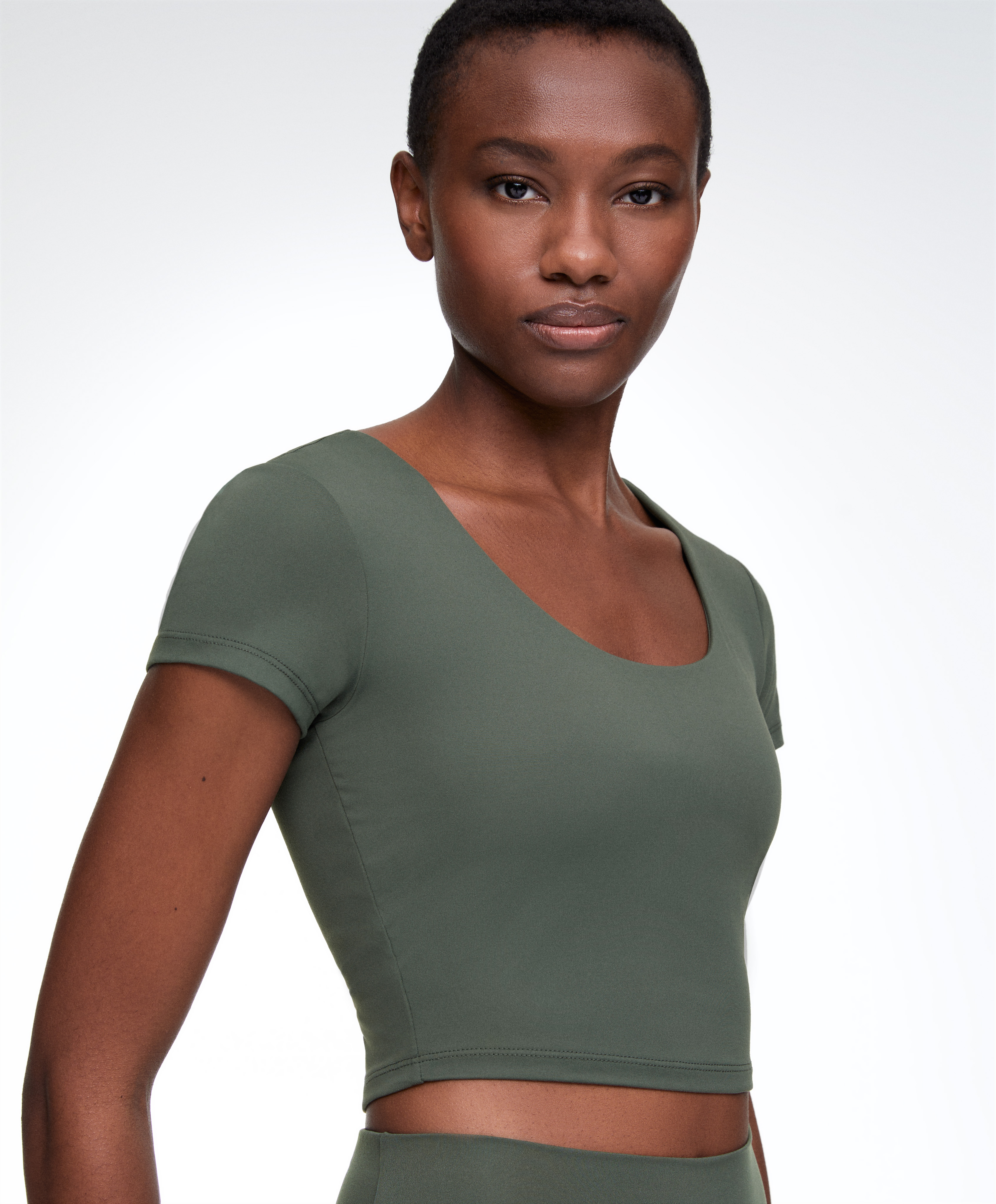 Comfortlux short-sleeved T-shirt with cups