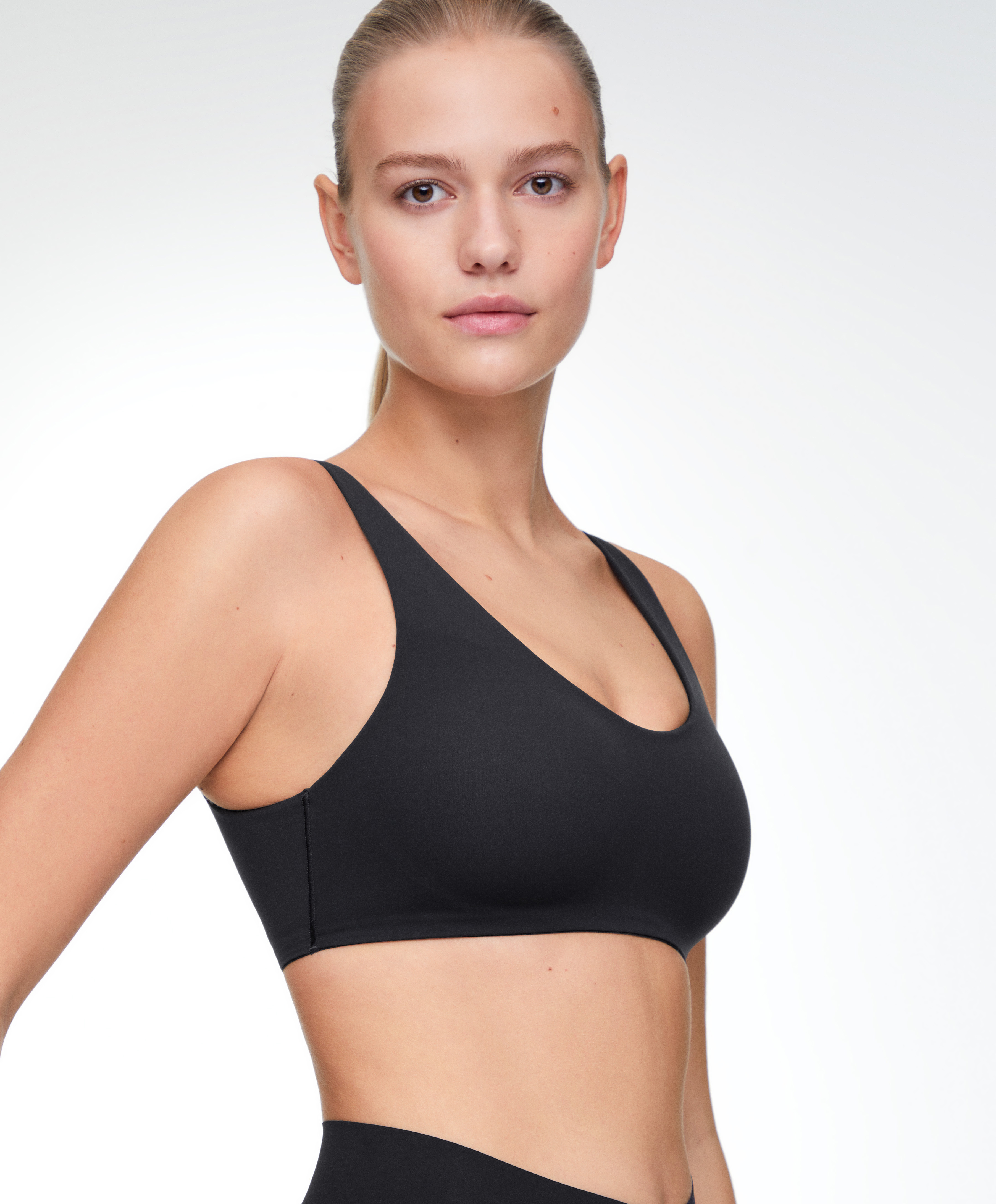 oysho sport bra