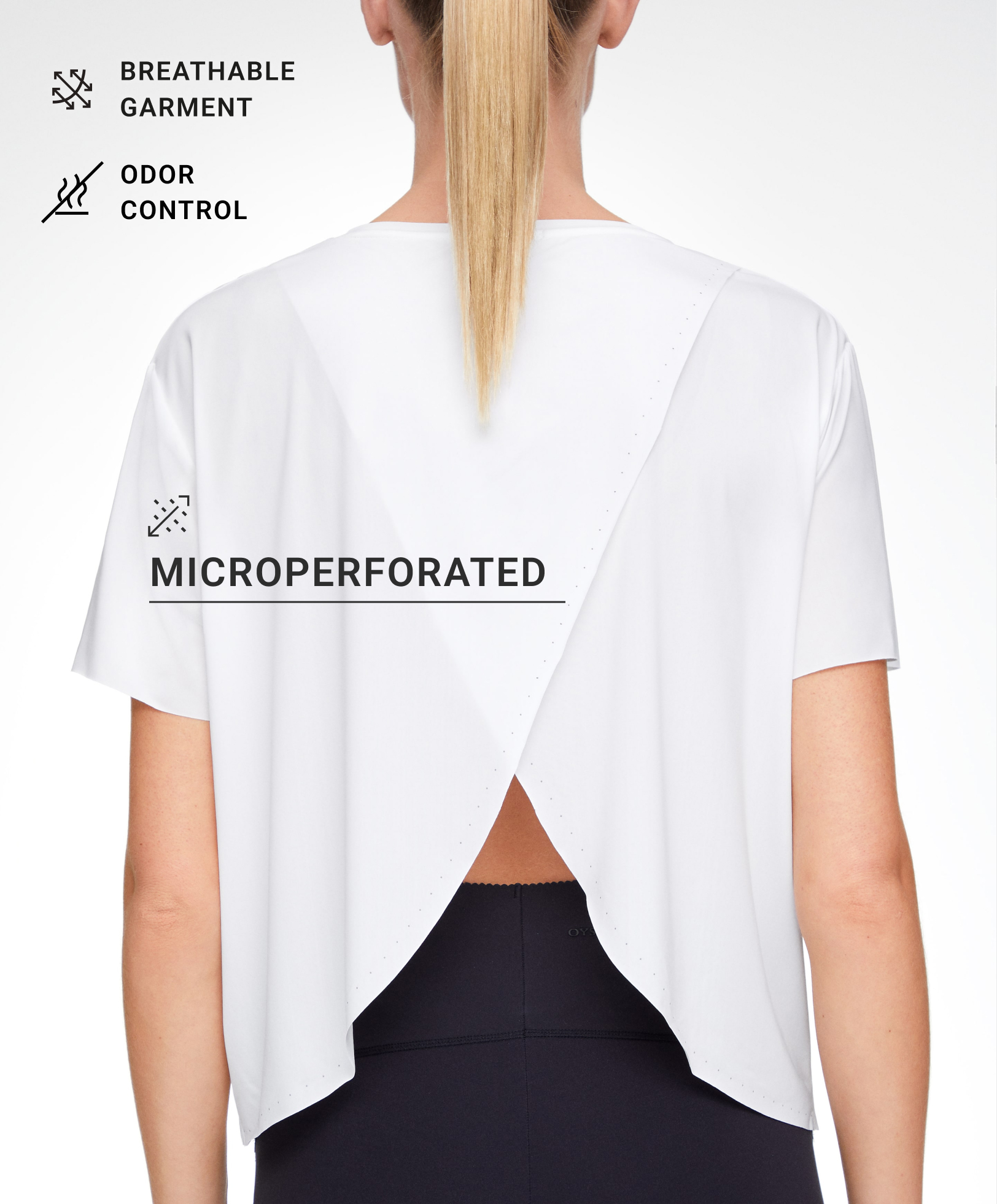 Microperforated short-sleeved technical T-shirt