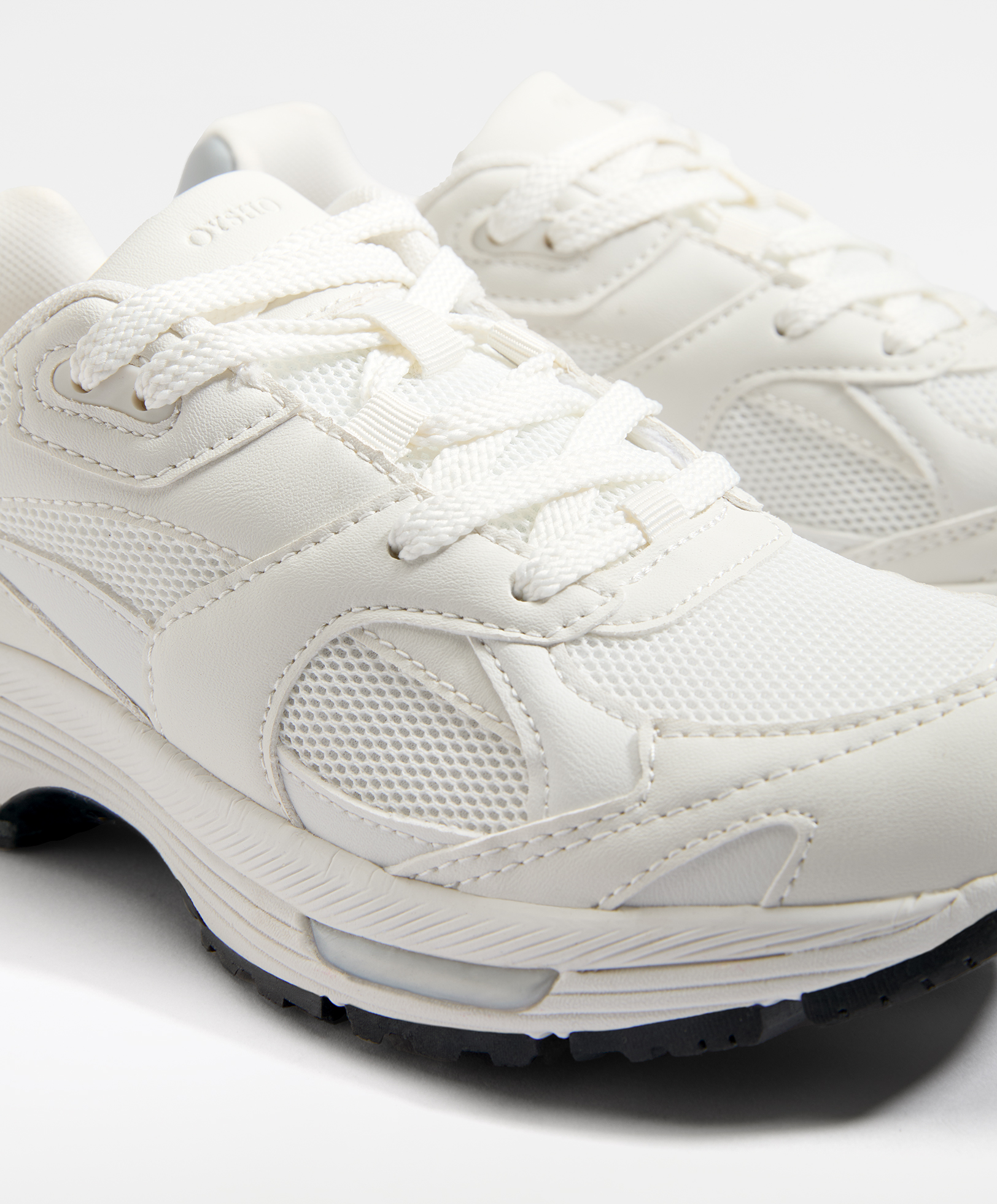 Oysho clearance sport shoes