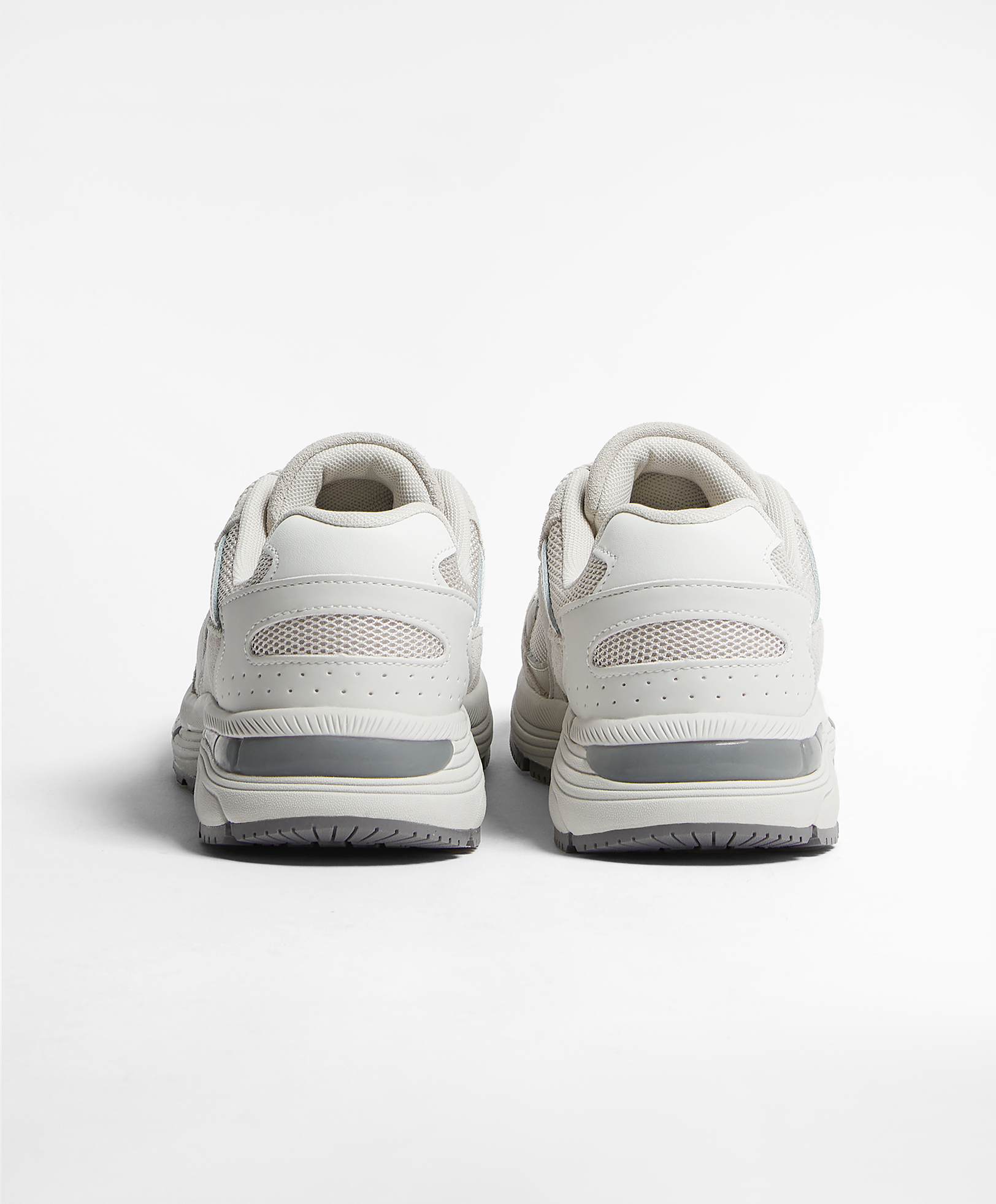 Oysho shop sport shoes