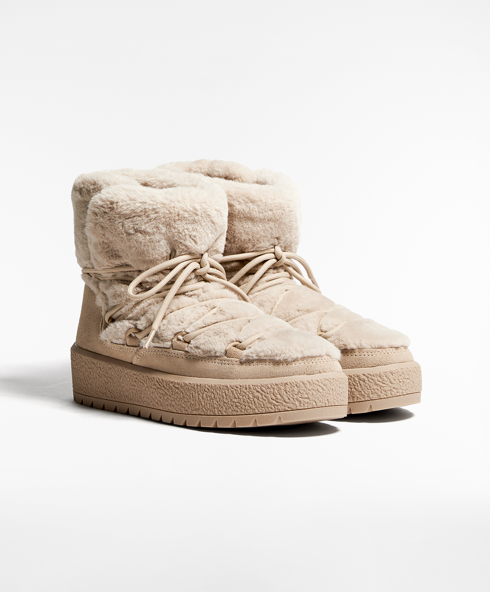 Leather discount fur boots