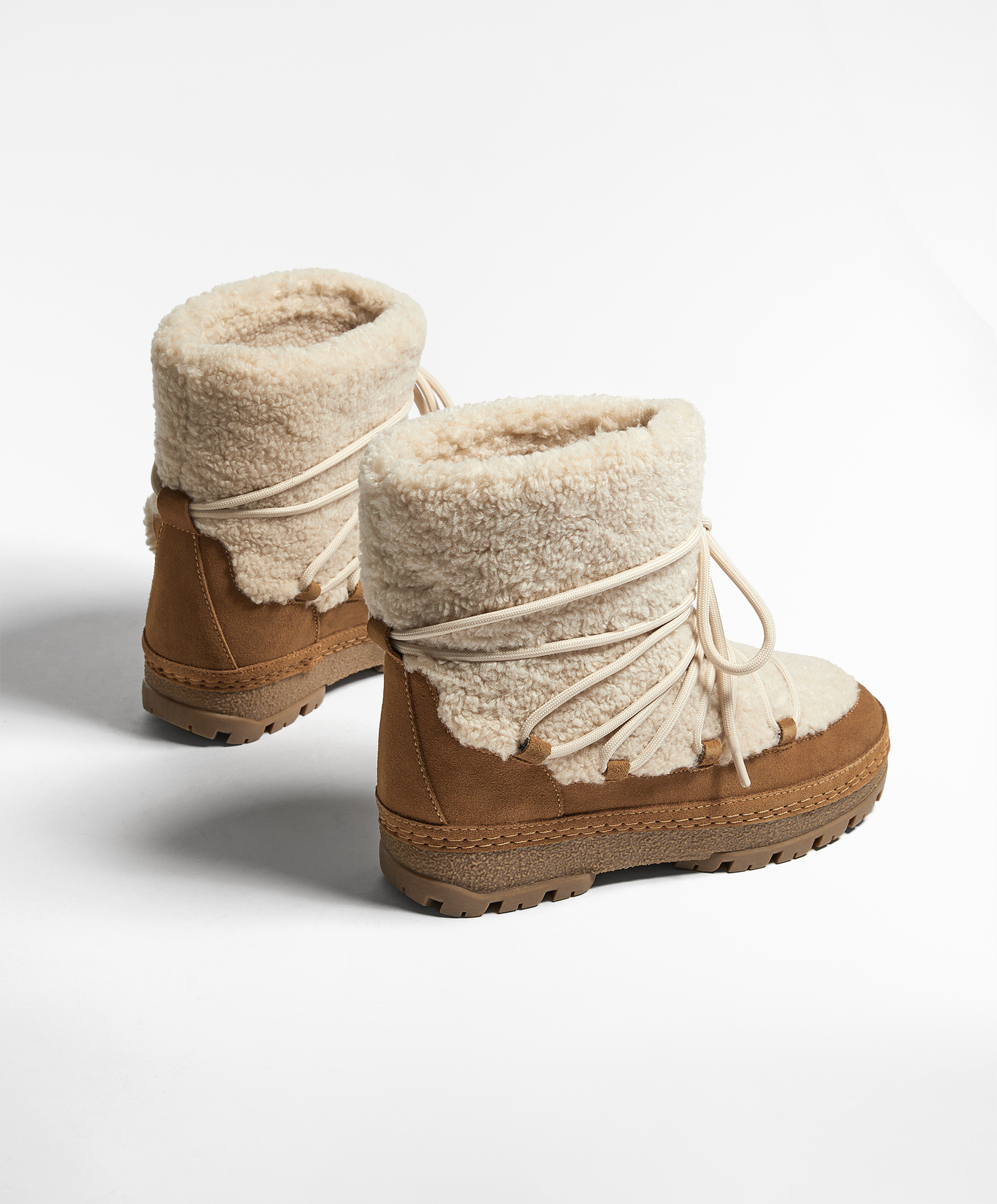 Apres boots top