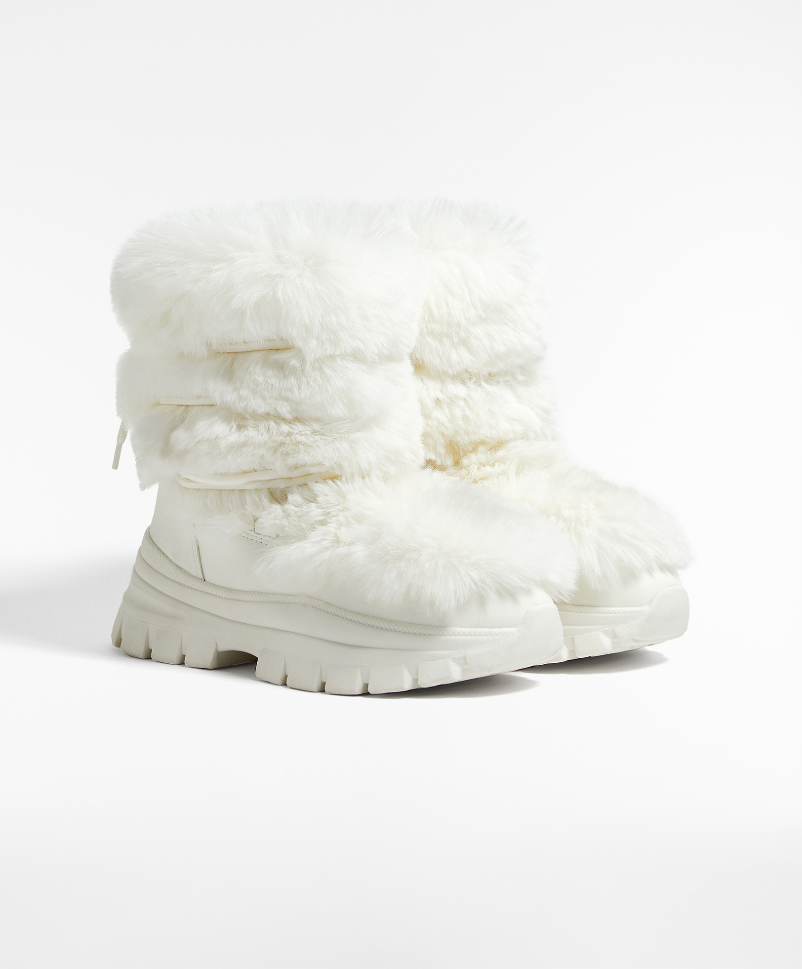 Booties with faux fur 2025