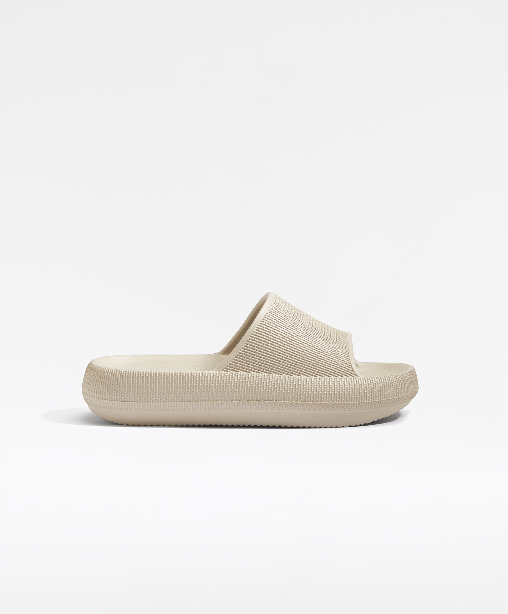 Flatform sandals OYSHO M xico