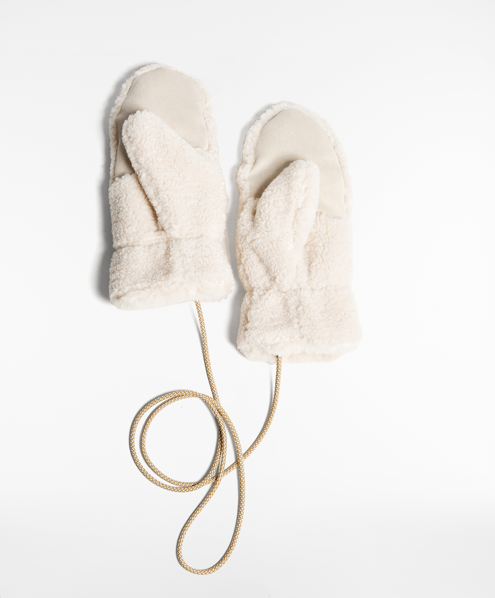 Oysho soft touch fluffy outlet