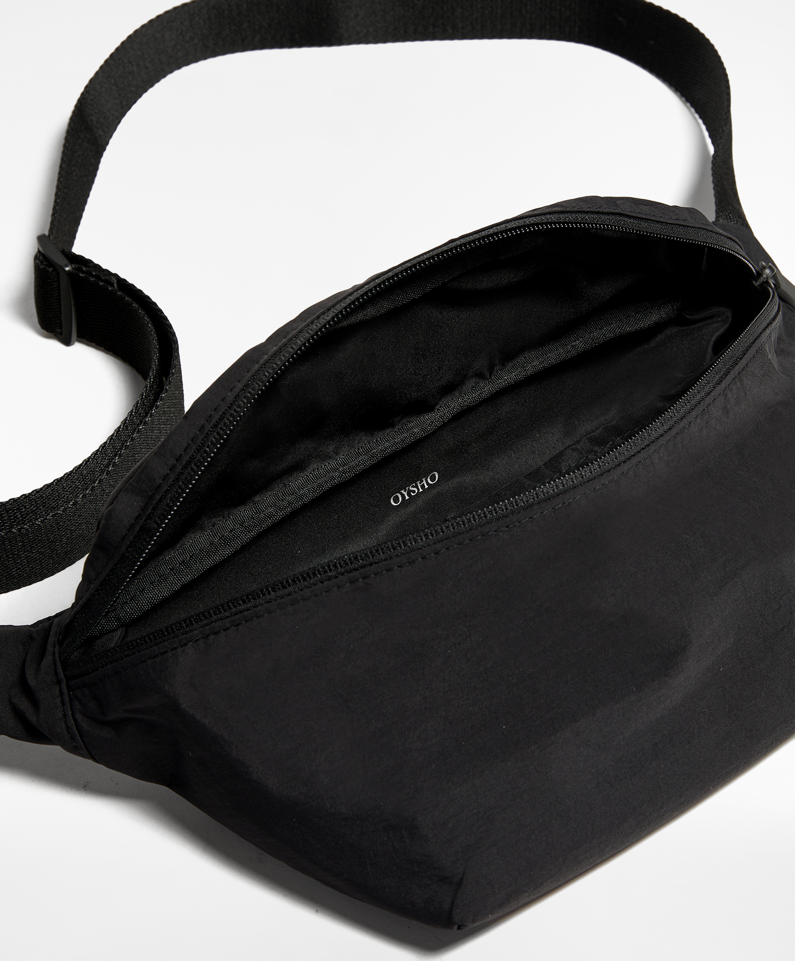 Belt bag with pockets OYSHO Armenia