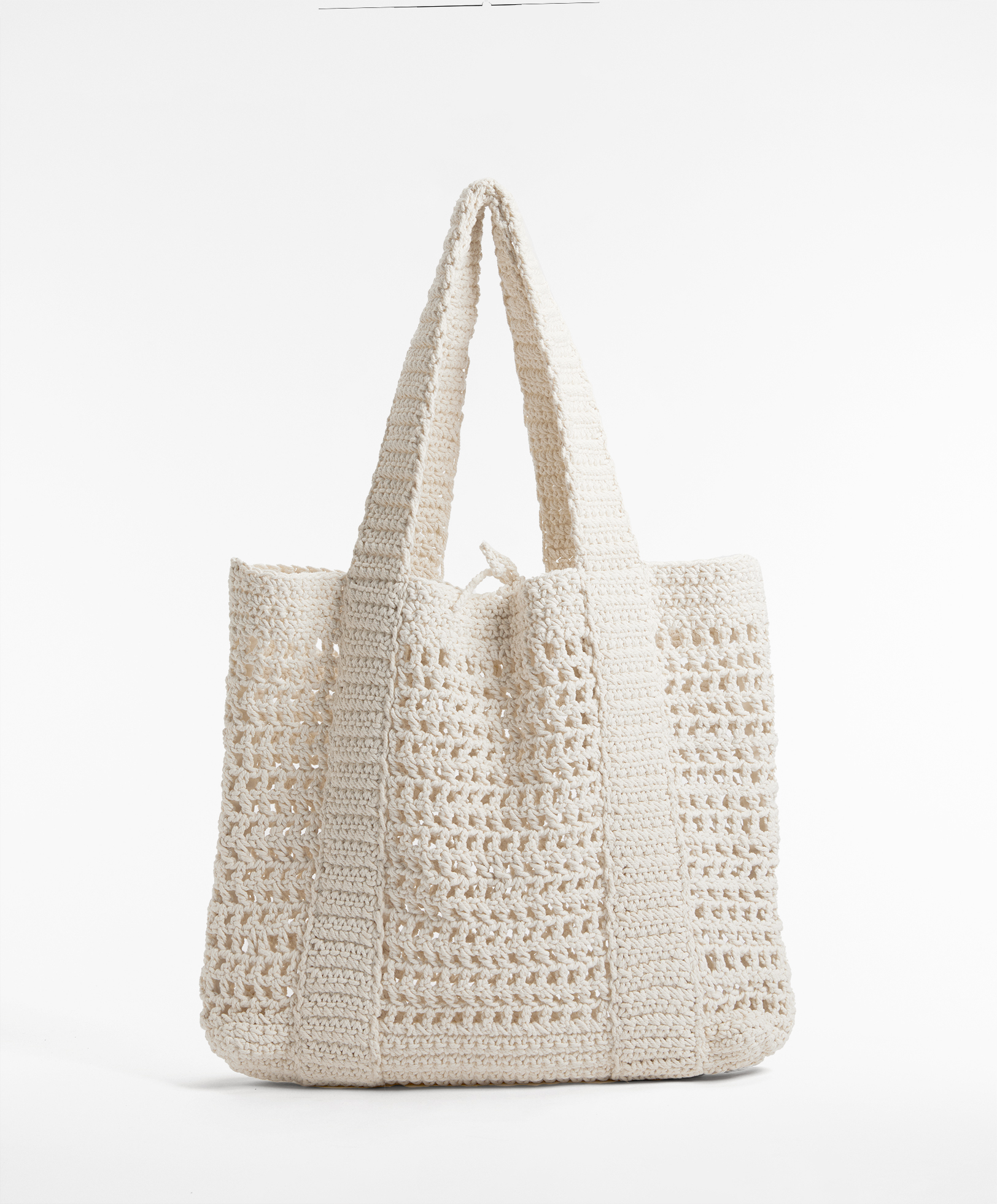 Shopper macrame OYSHO Espana