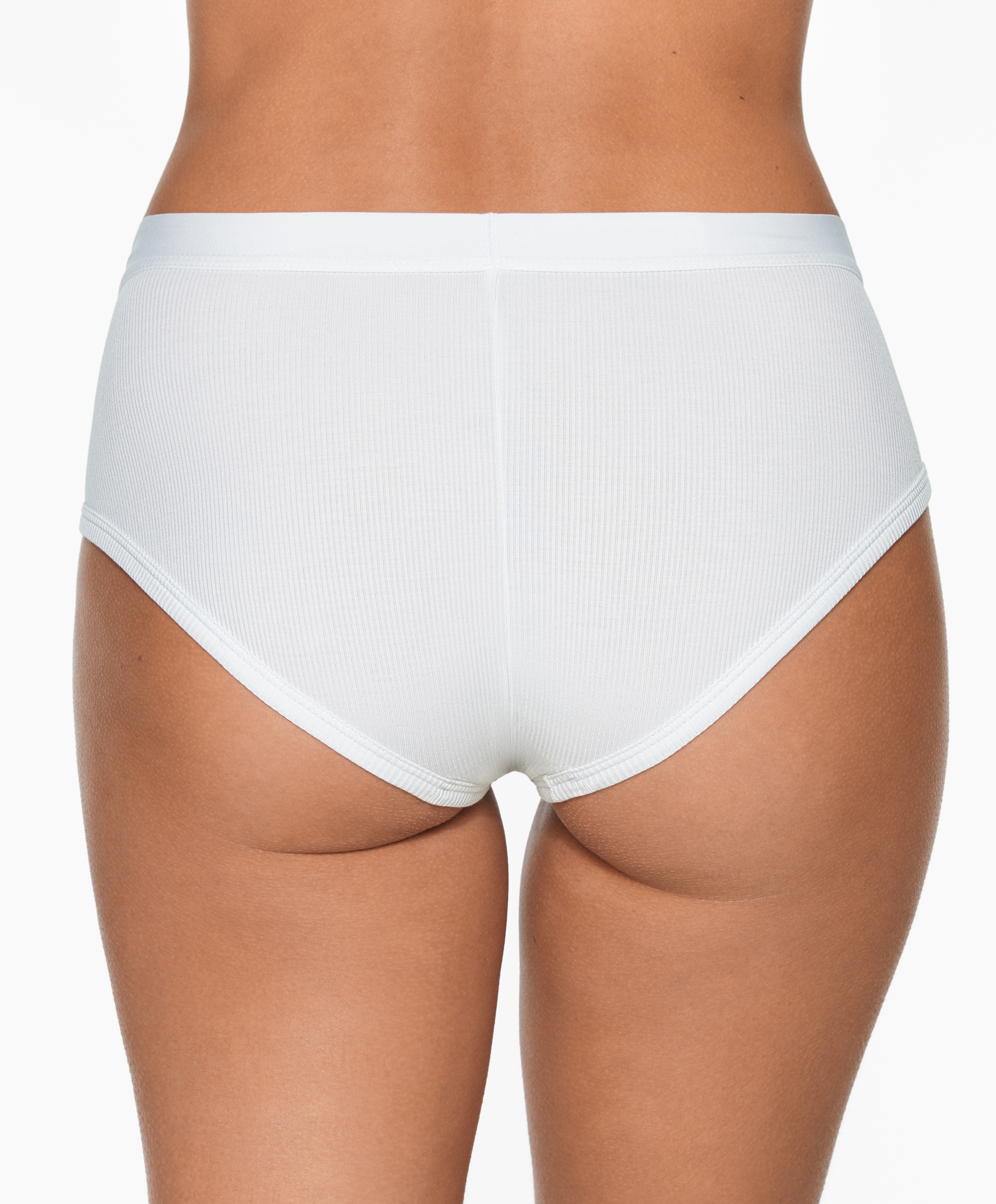 Culotte briefs in a modal blend fabric with rib texture. Elastic waistband with logo detail.
