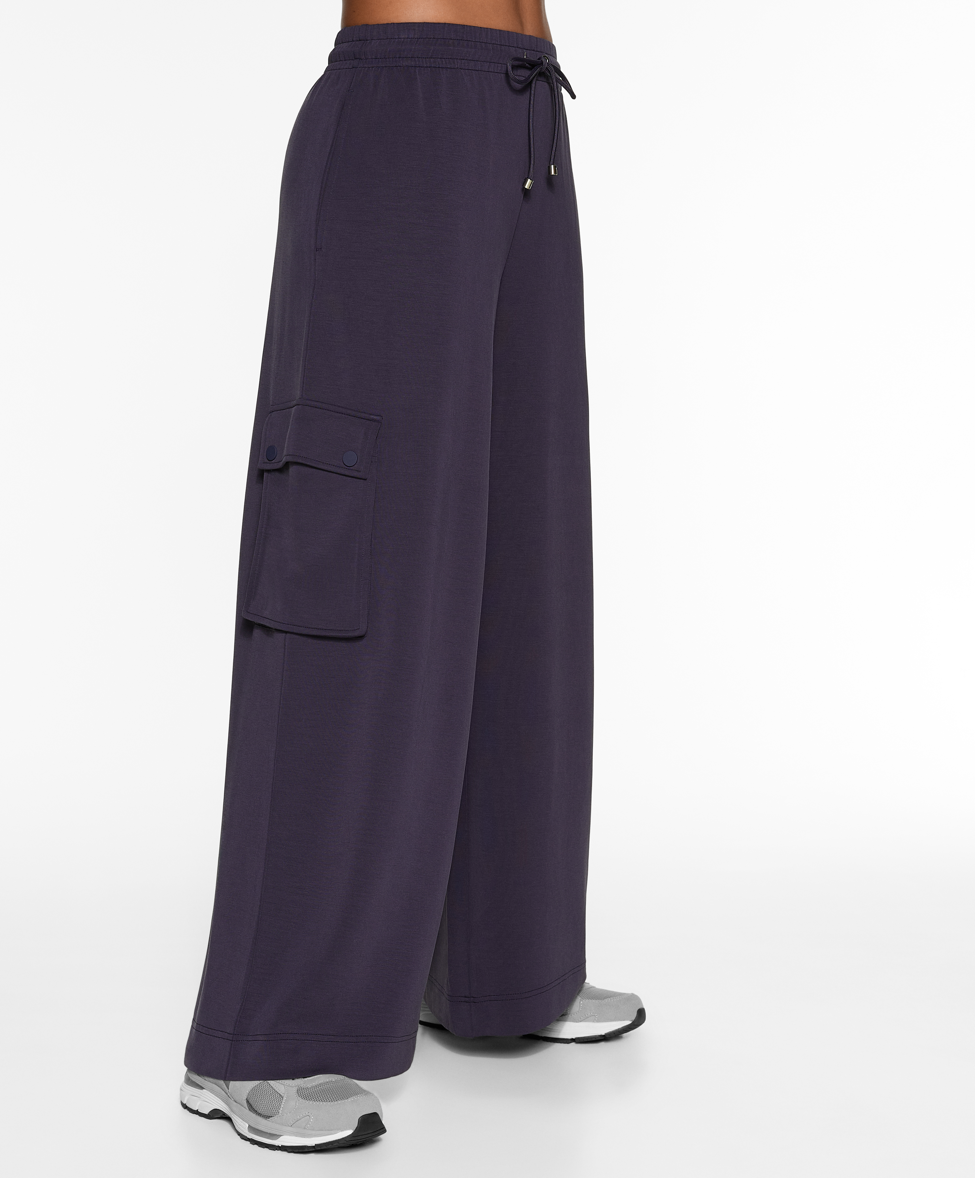 Pantalon droit wide leg à poches contenant du modal
