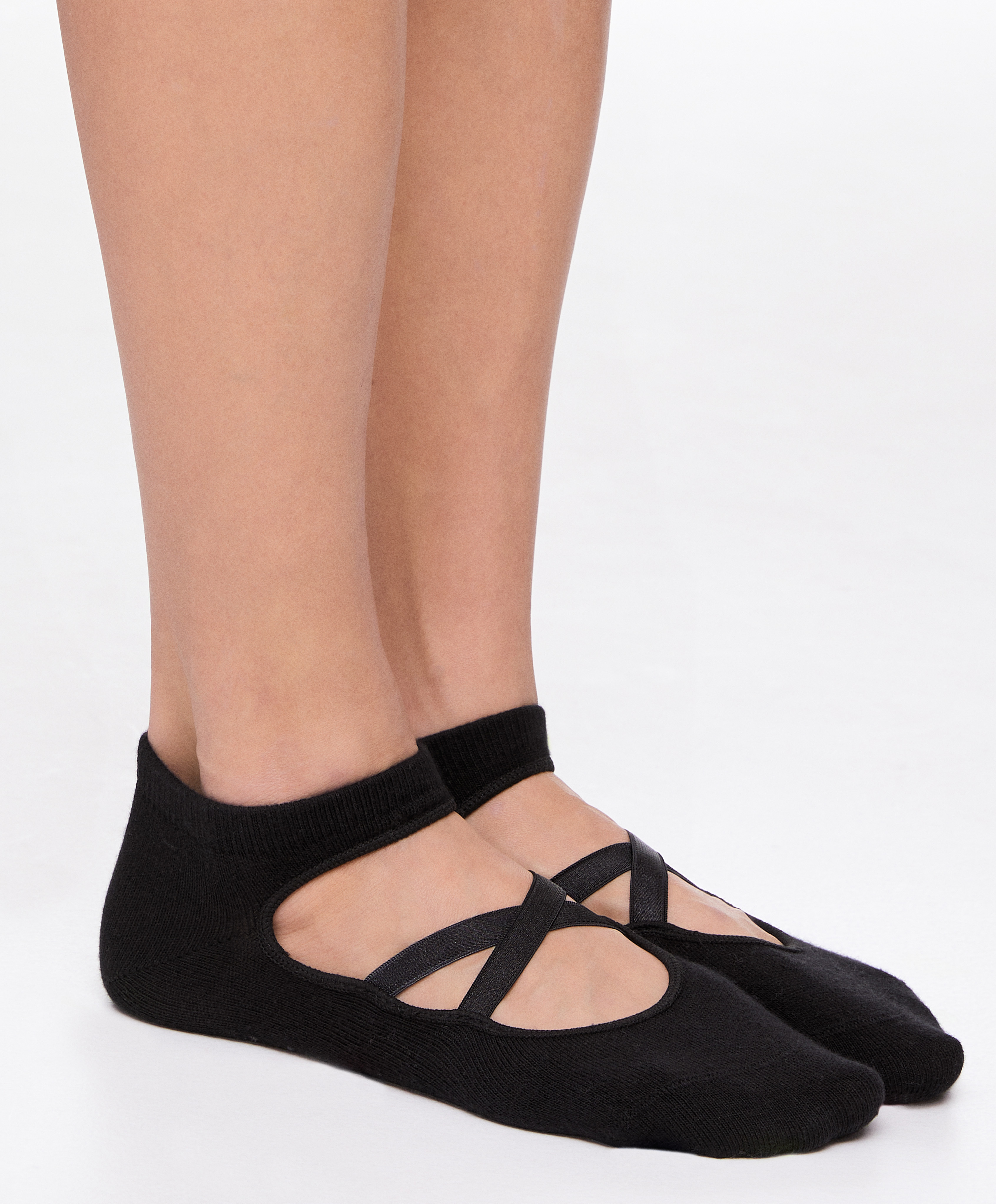 Calcetines de Yoga para mujer, medias antideslizantes con pinzas
