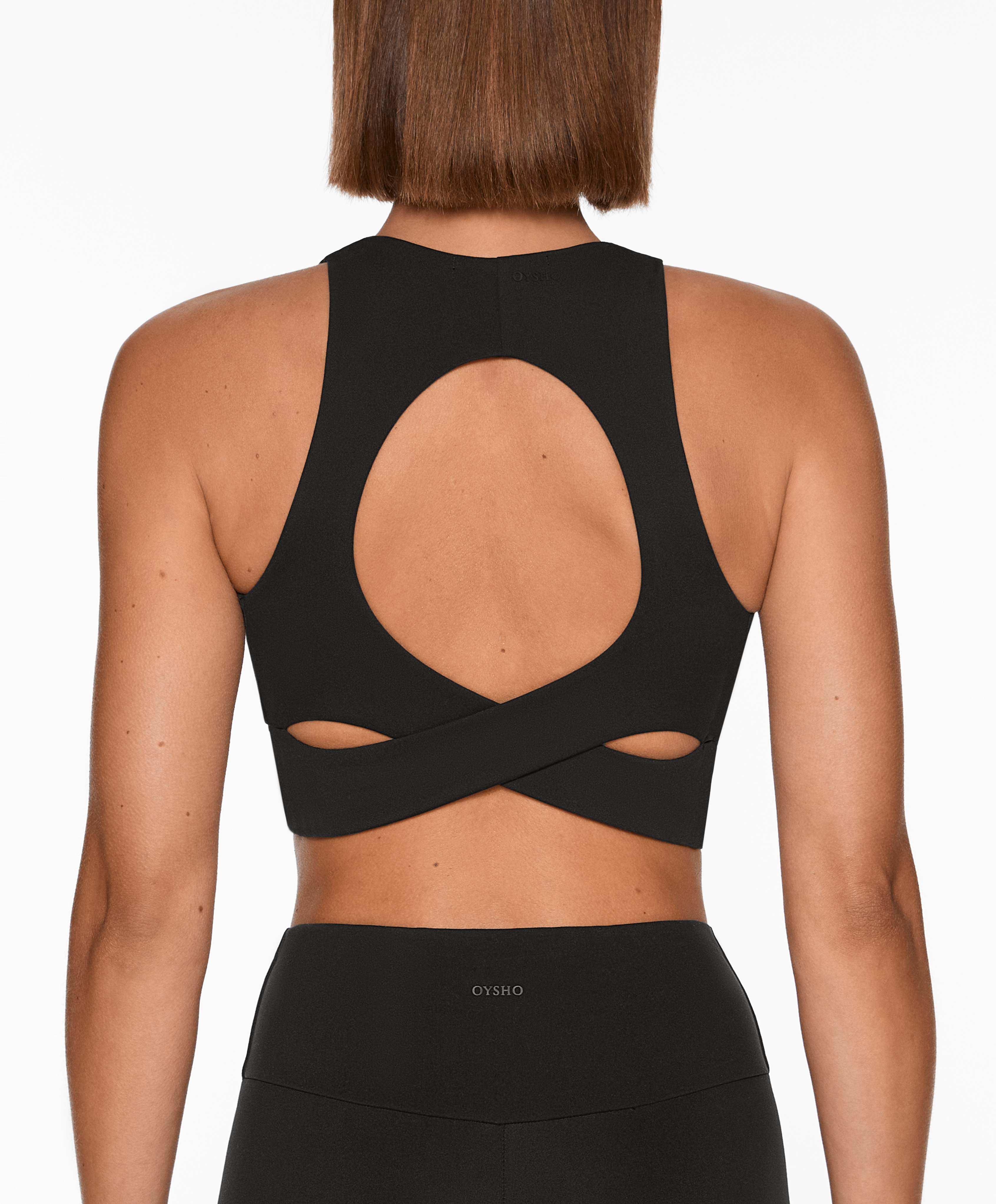 Medium-support Comfortlux back sports bra with cups