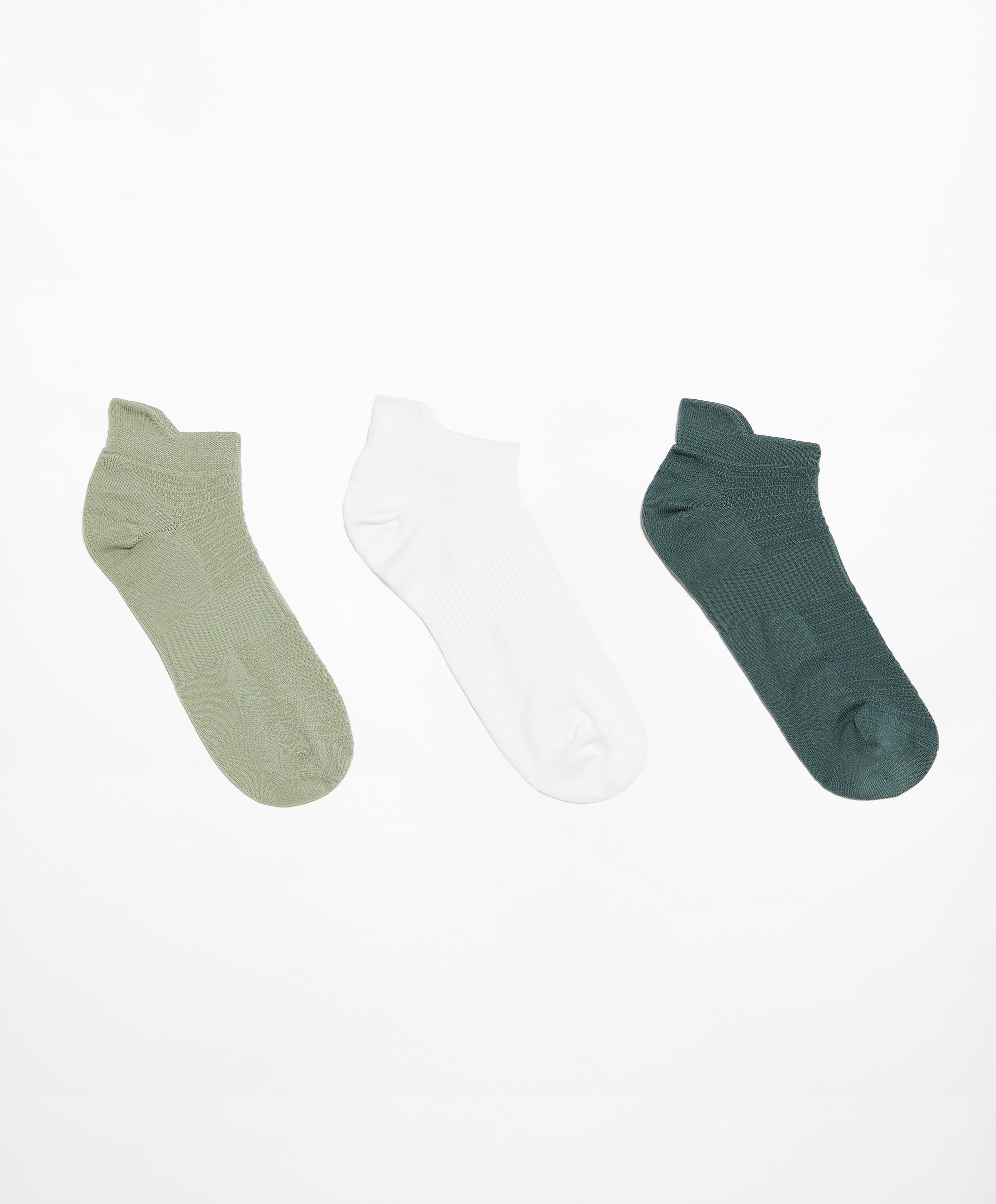 3 pairs of tab polyamide blend sports sneaker socks | OYSHO Latvija