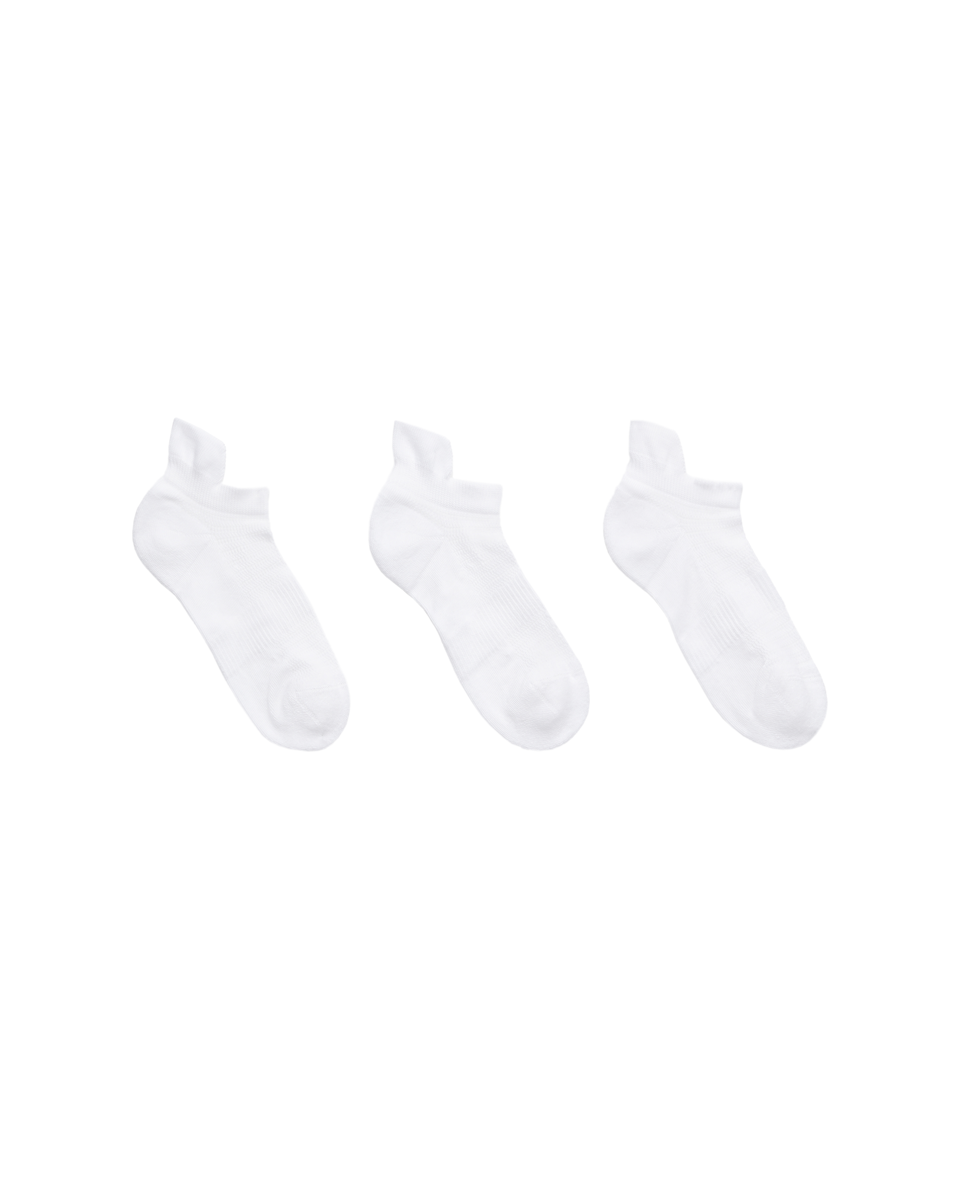 3 pairs of tab cotton blend sports sneaker socks