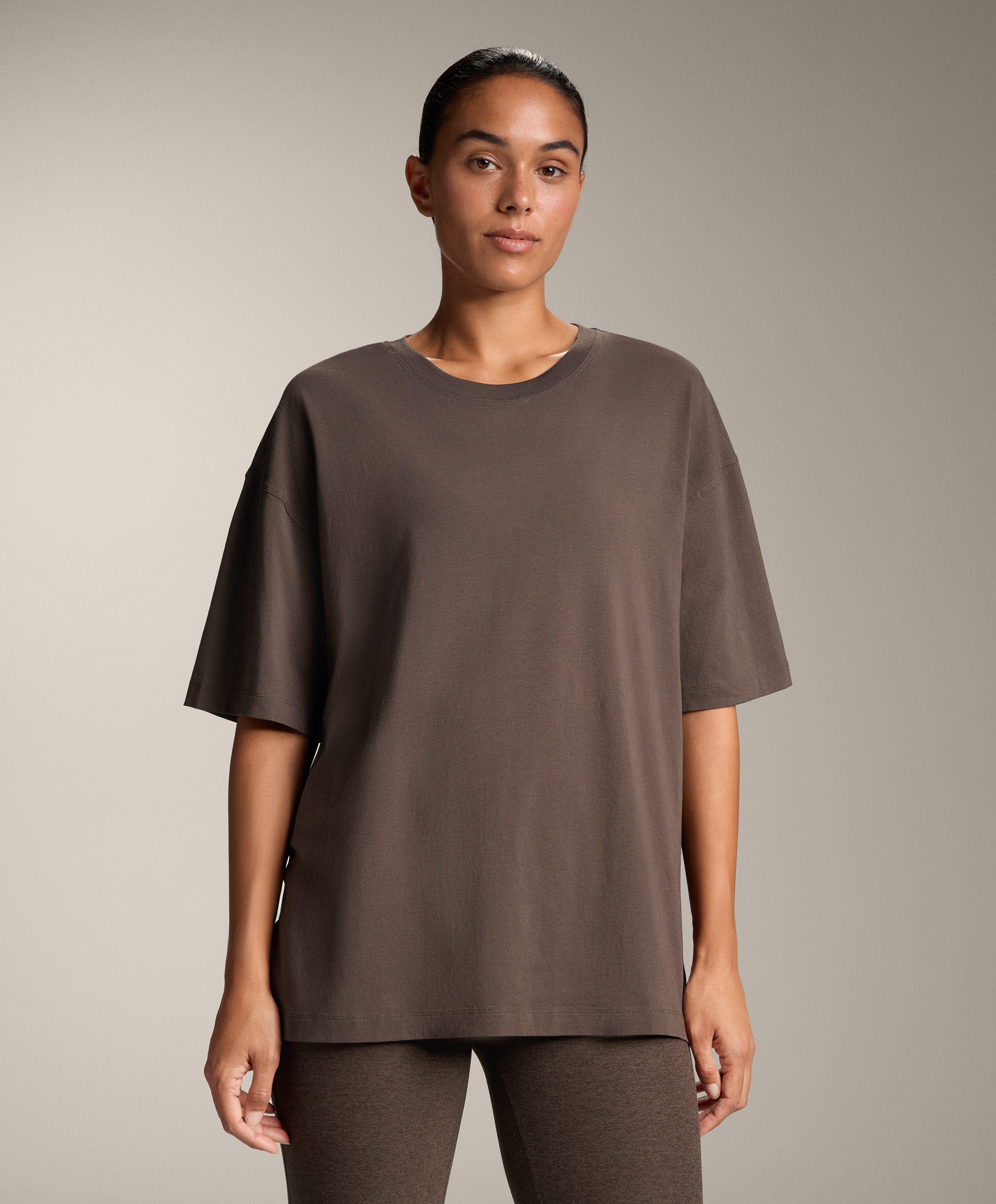 تيشرت من القطن المخلوط بأكمام قصيرة