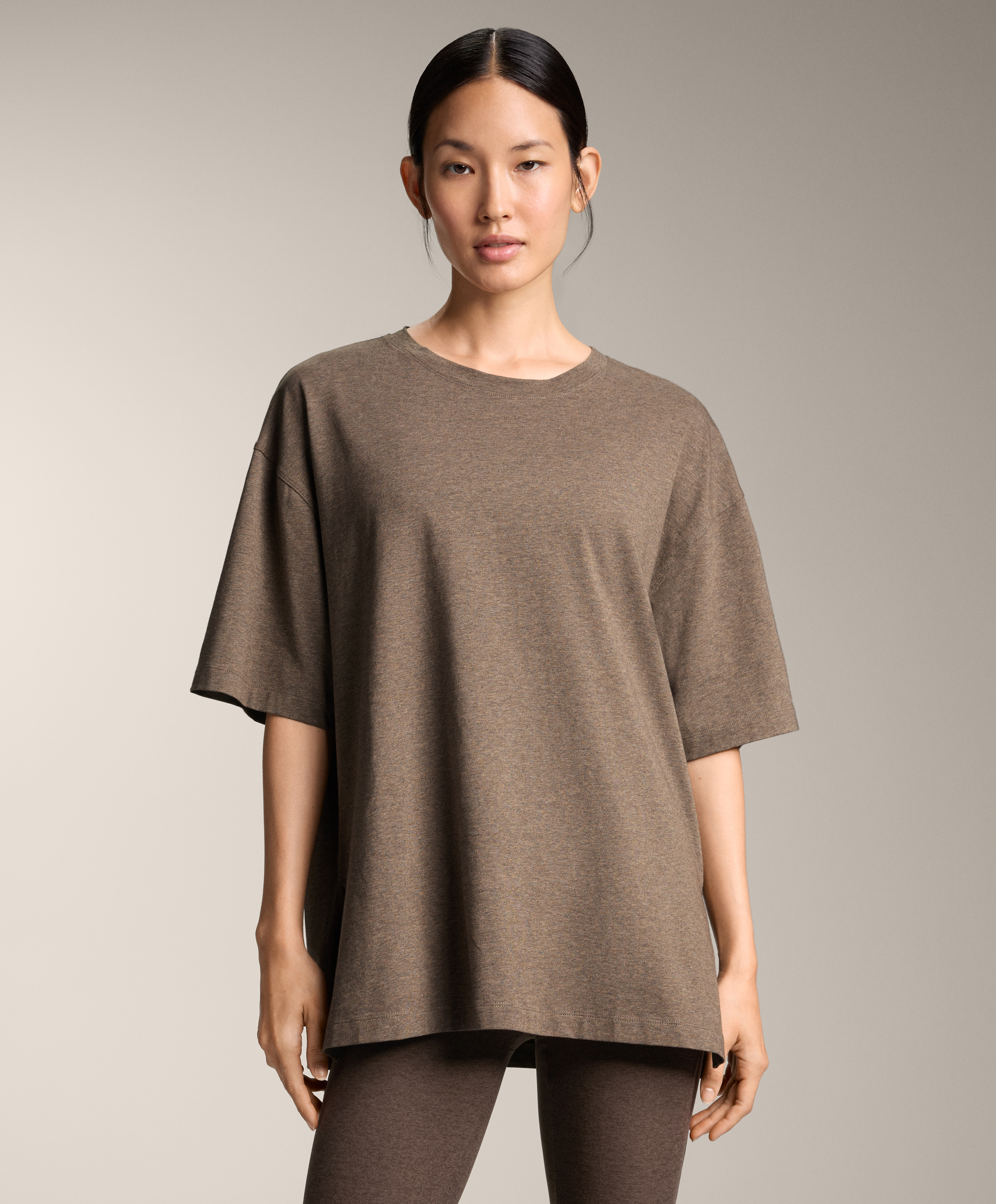 تيشرت من القطن المخلوط بأكمام قصيرة