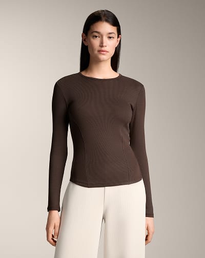 Long-sleeved