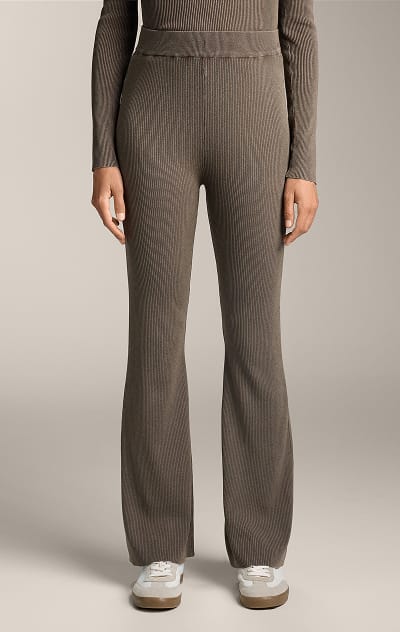 Flare-Hosen
