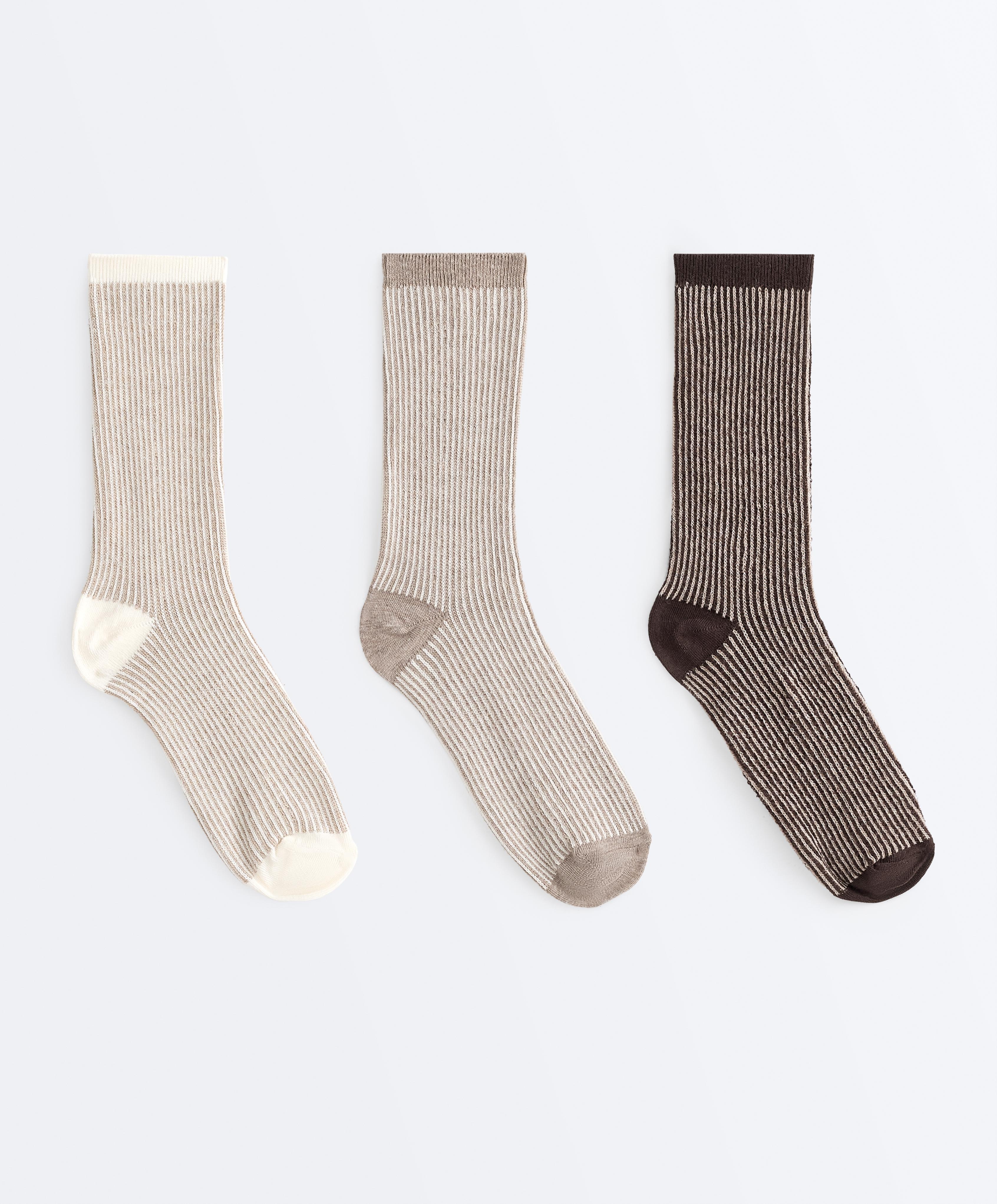 3 pairs of cotton blend classic textured socks