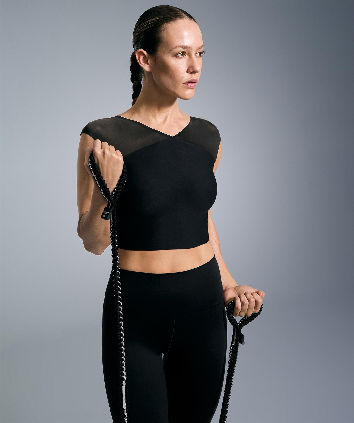 Perfect-adapt mesh tank top