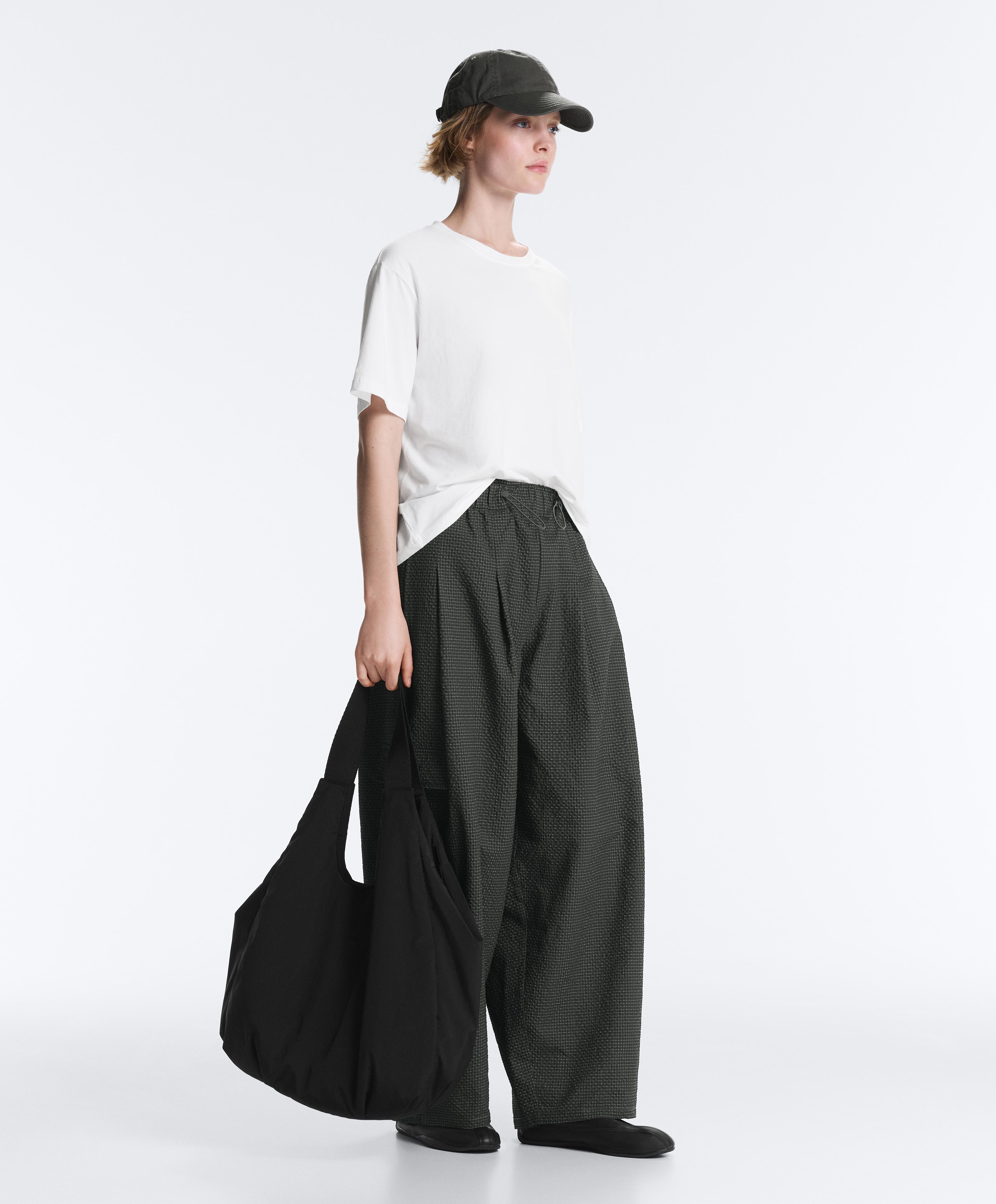 Water-repellent checked nylon long cargo trousers — BLACK