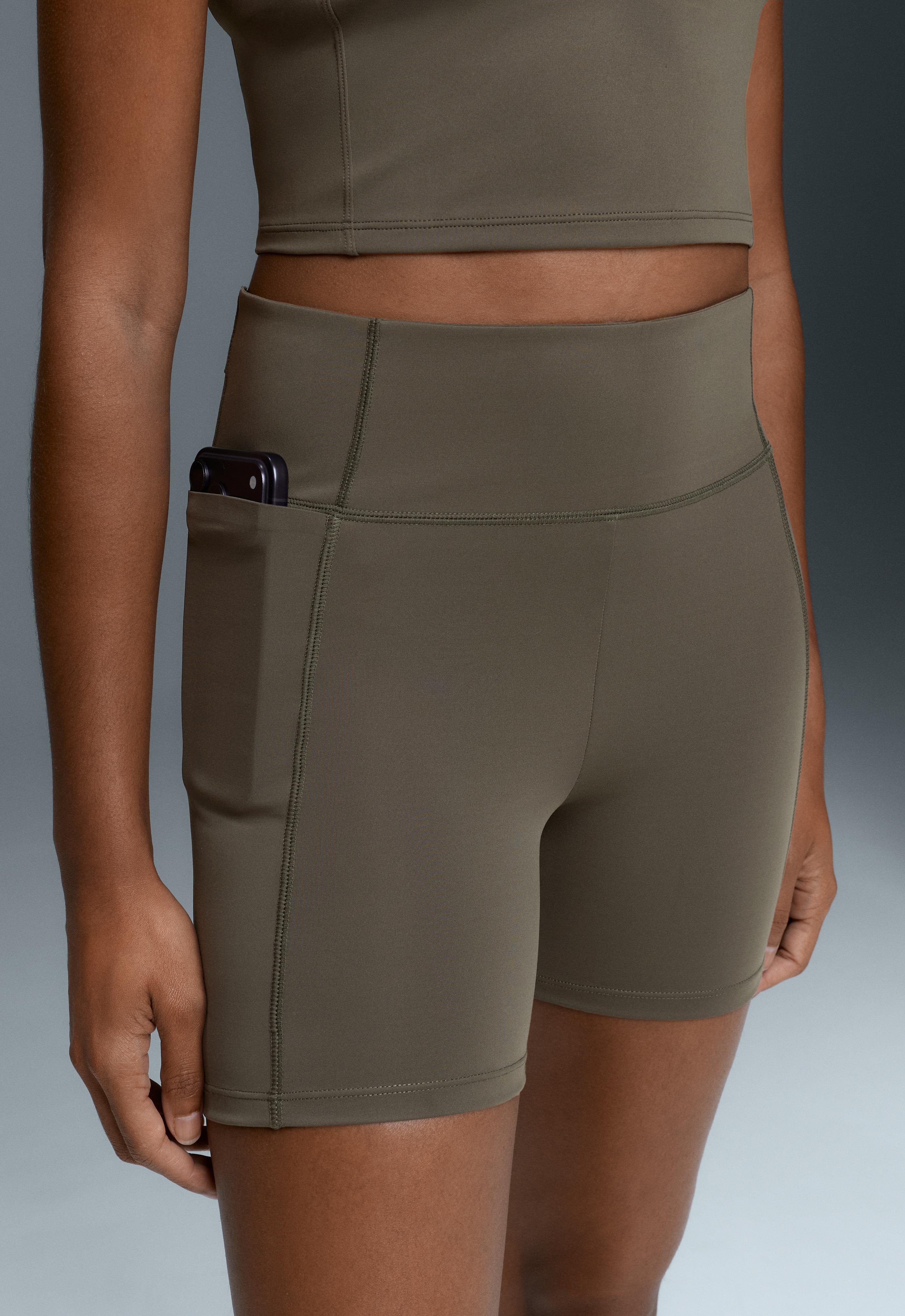 Rapid Dry High rise 15cm cycle leggings with pockets
