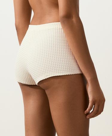 Bubble-texture crochet high-waisted bikini shorts — ECRU 3