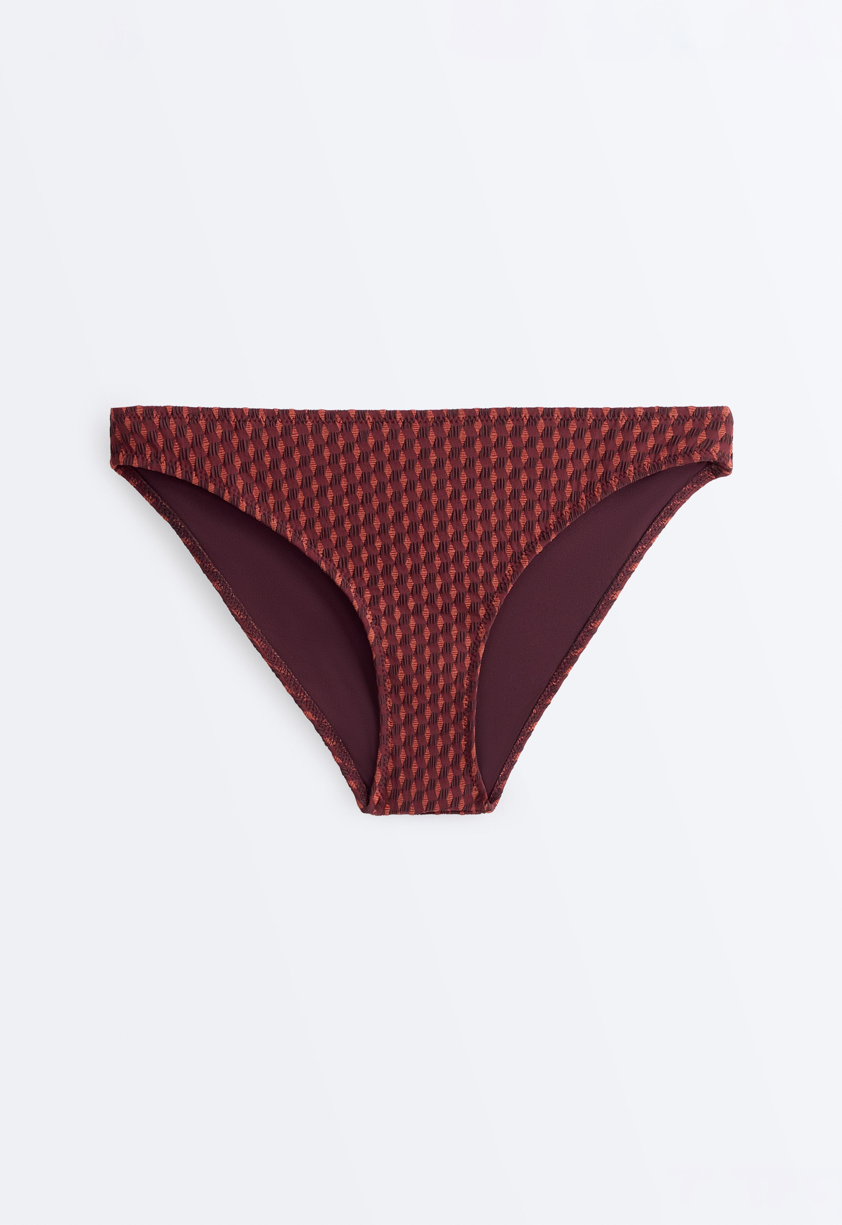 Geometric jacquard classic bikini briefs — CHERRY