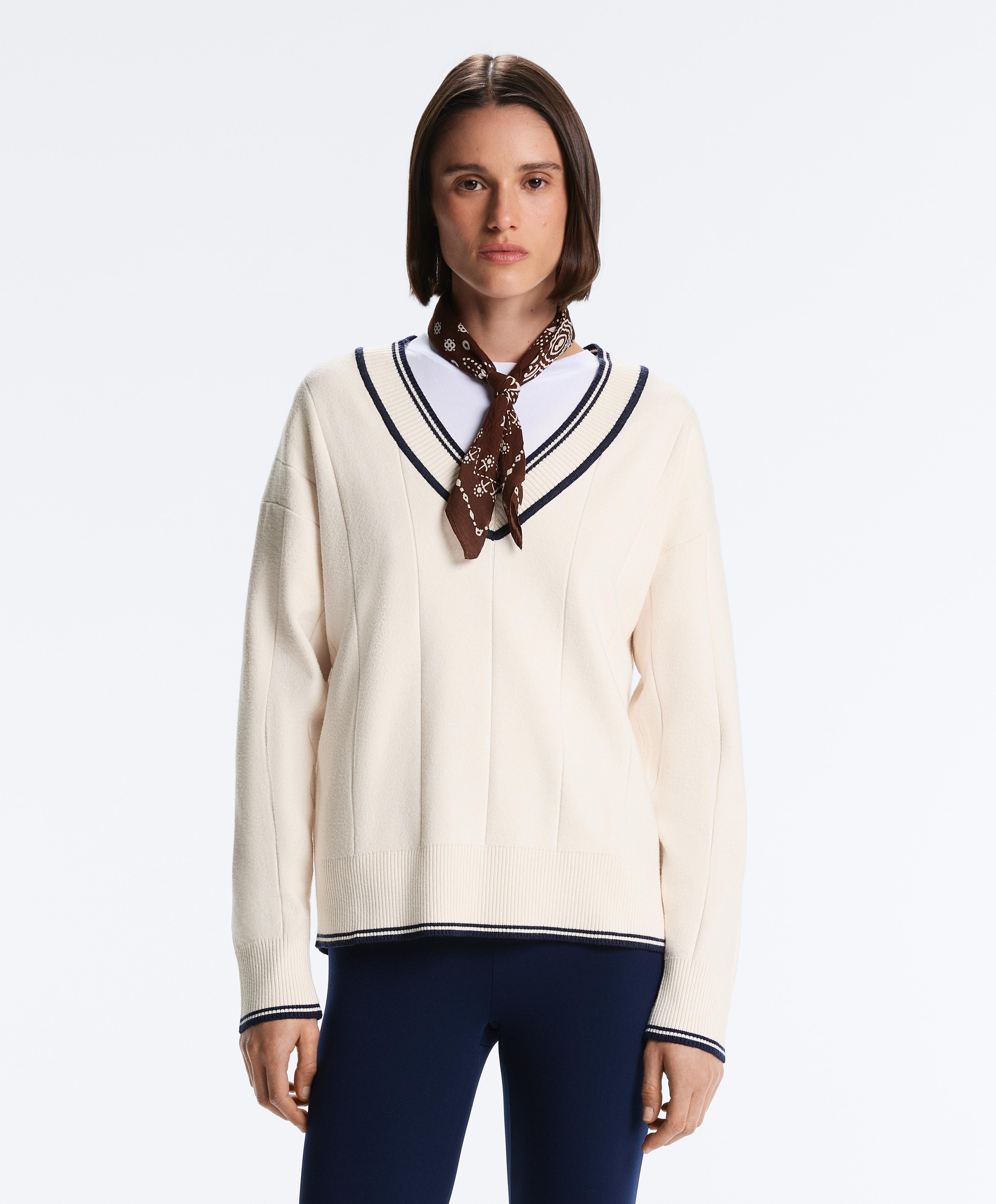 Contrast V-neck knit jumper — PALE ECRU