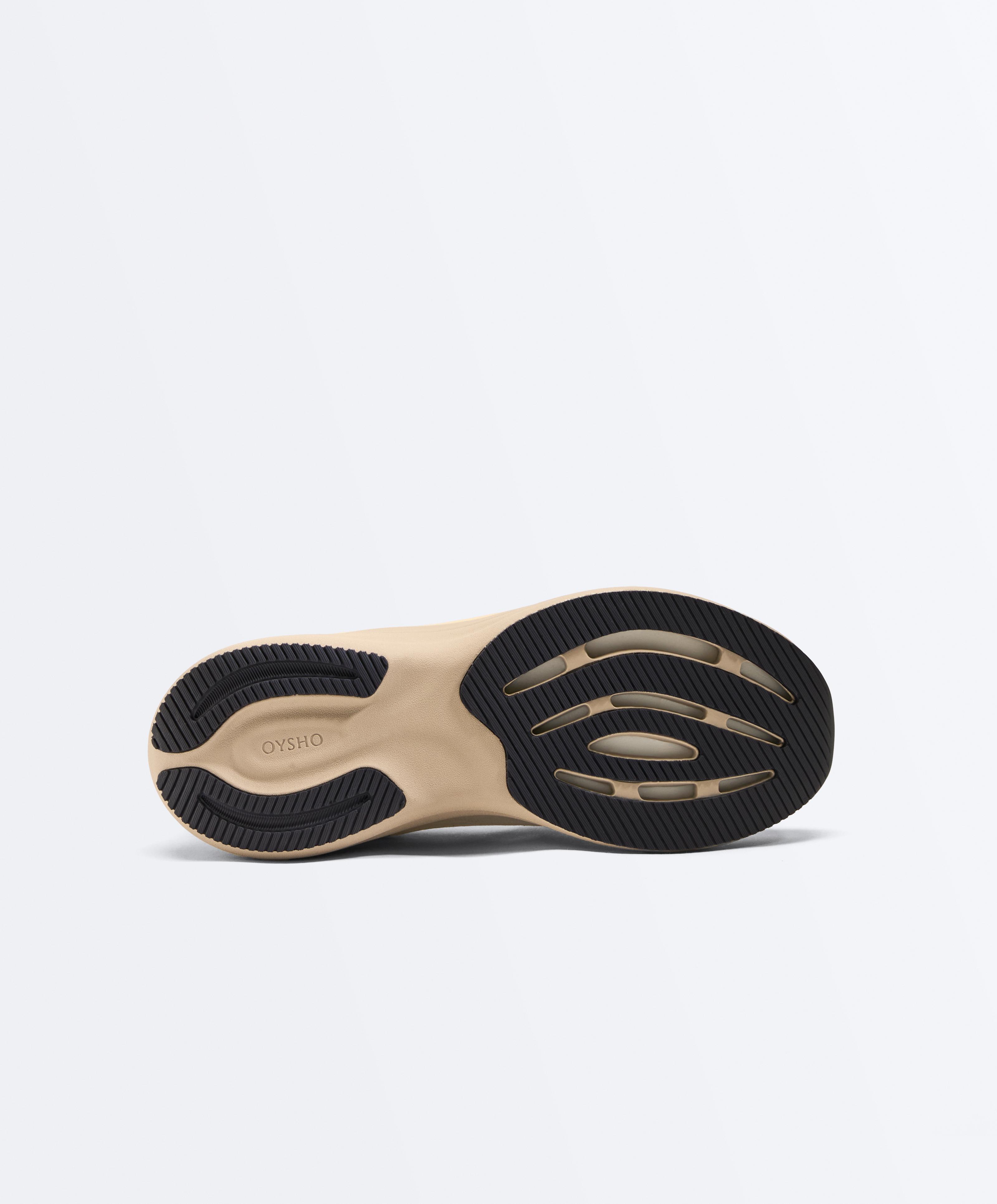 OY/PR 907 Running Trainers — PEACH