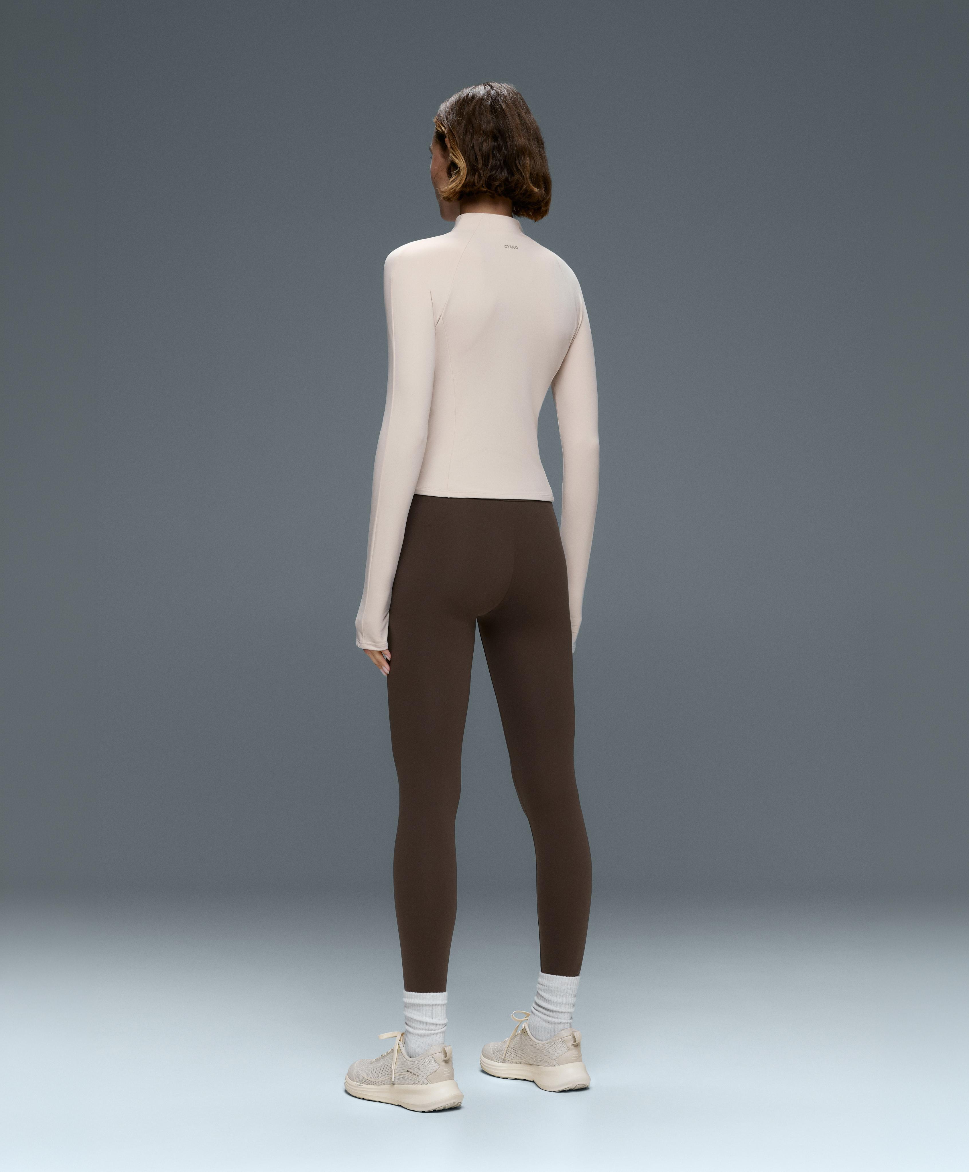 Short light warm technical jacket — PALE MINK