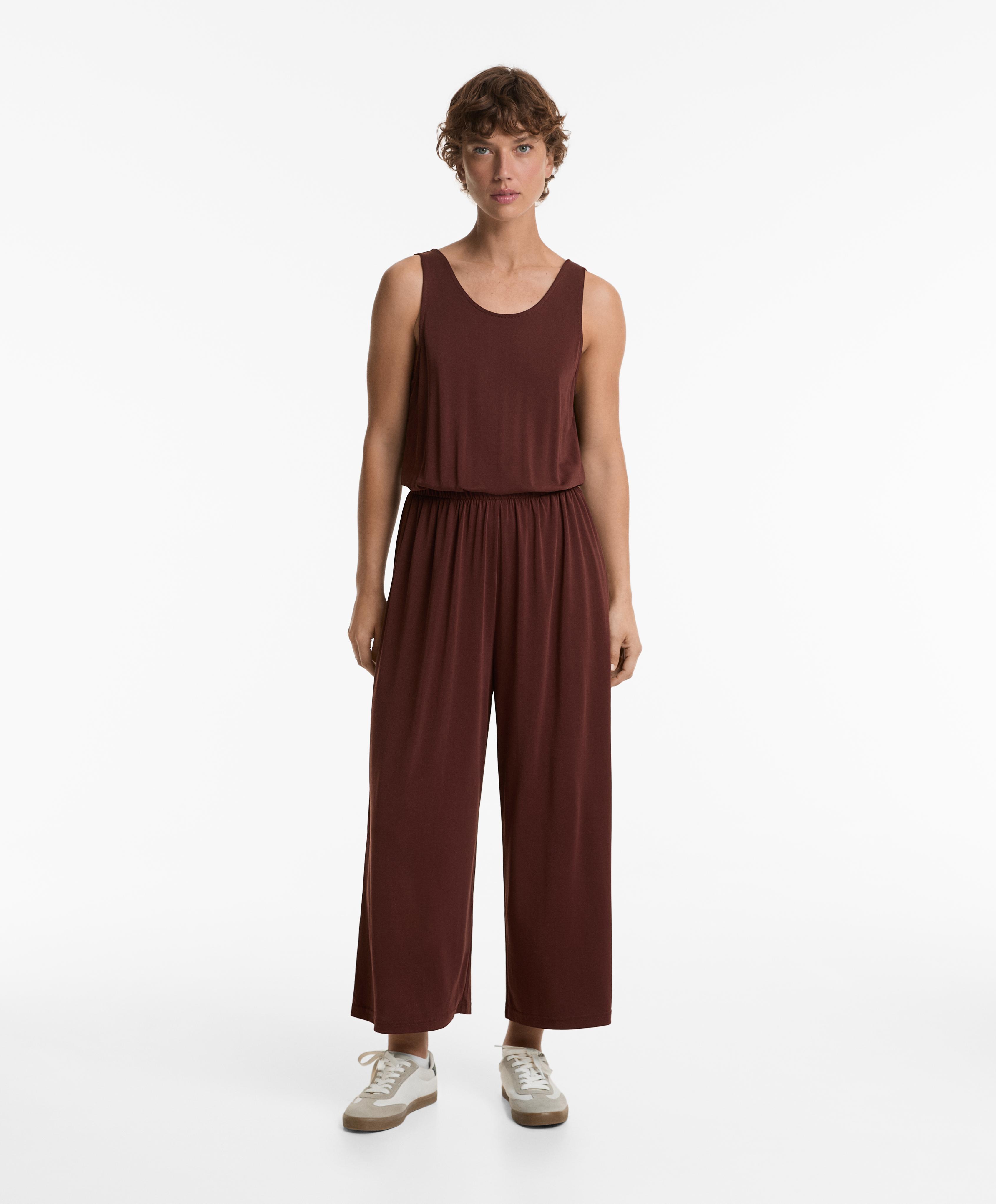 Fließender Midi-Overall mit gekreuztem Rückenteil aus Modal Fließender Midi-Overall mit gekreuztem Rückenteil aus Modal