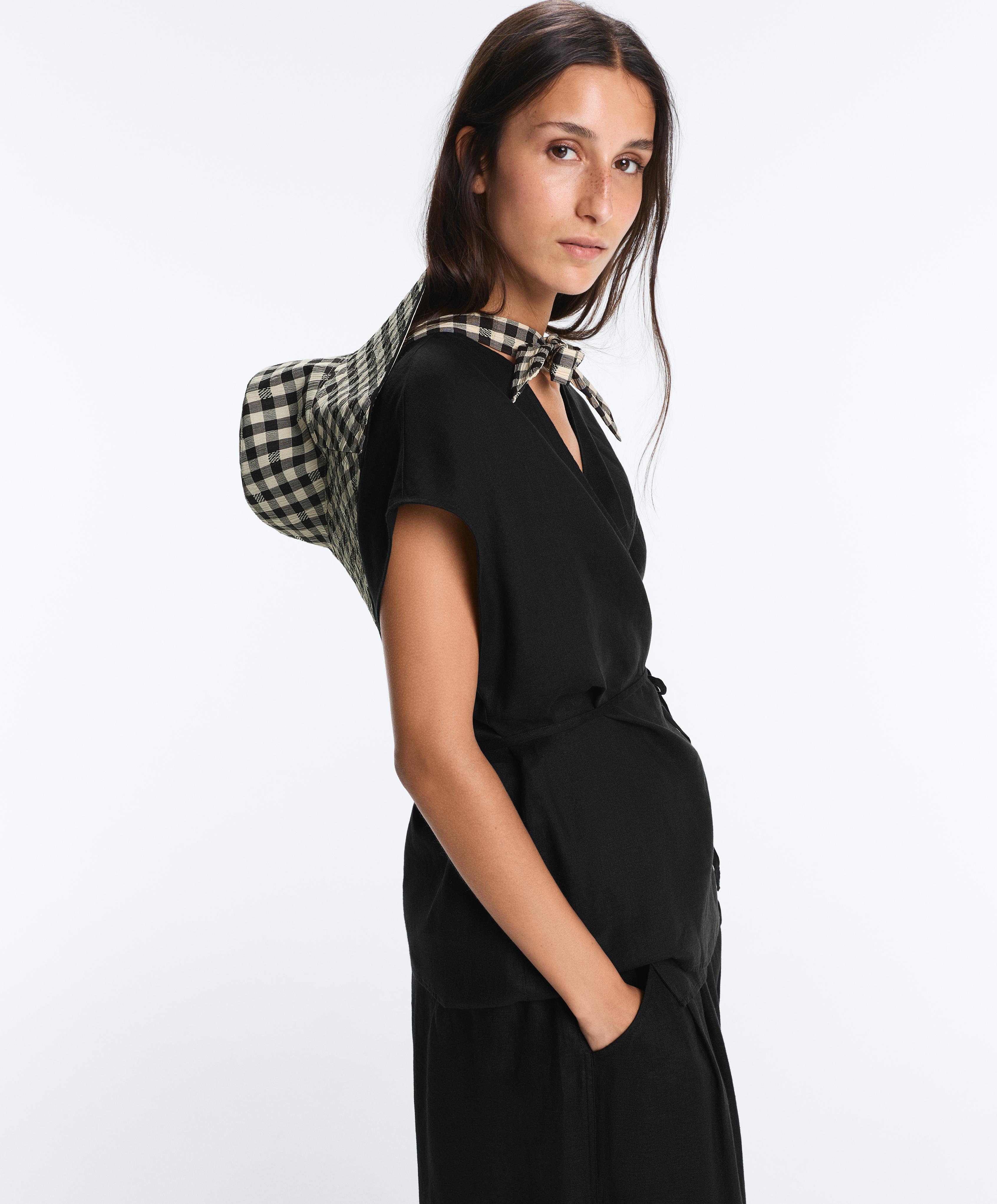 Reversible check bucket hat — BLACK