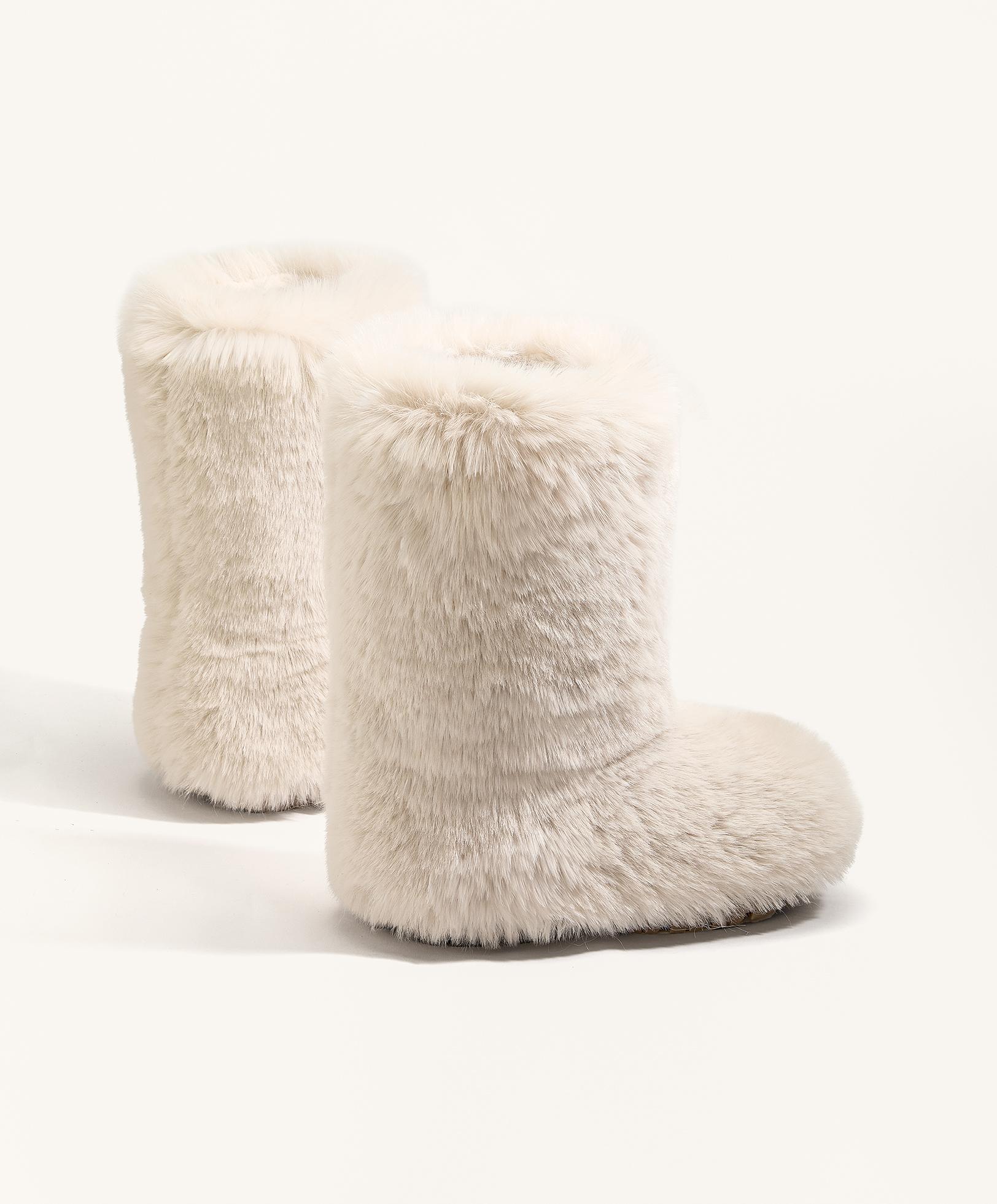 Bottes techniques effet fourrure Bottes techniques effet fourrure