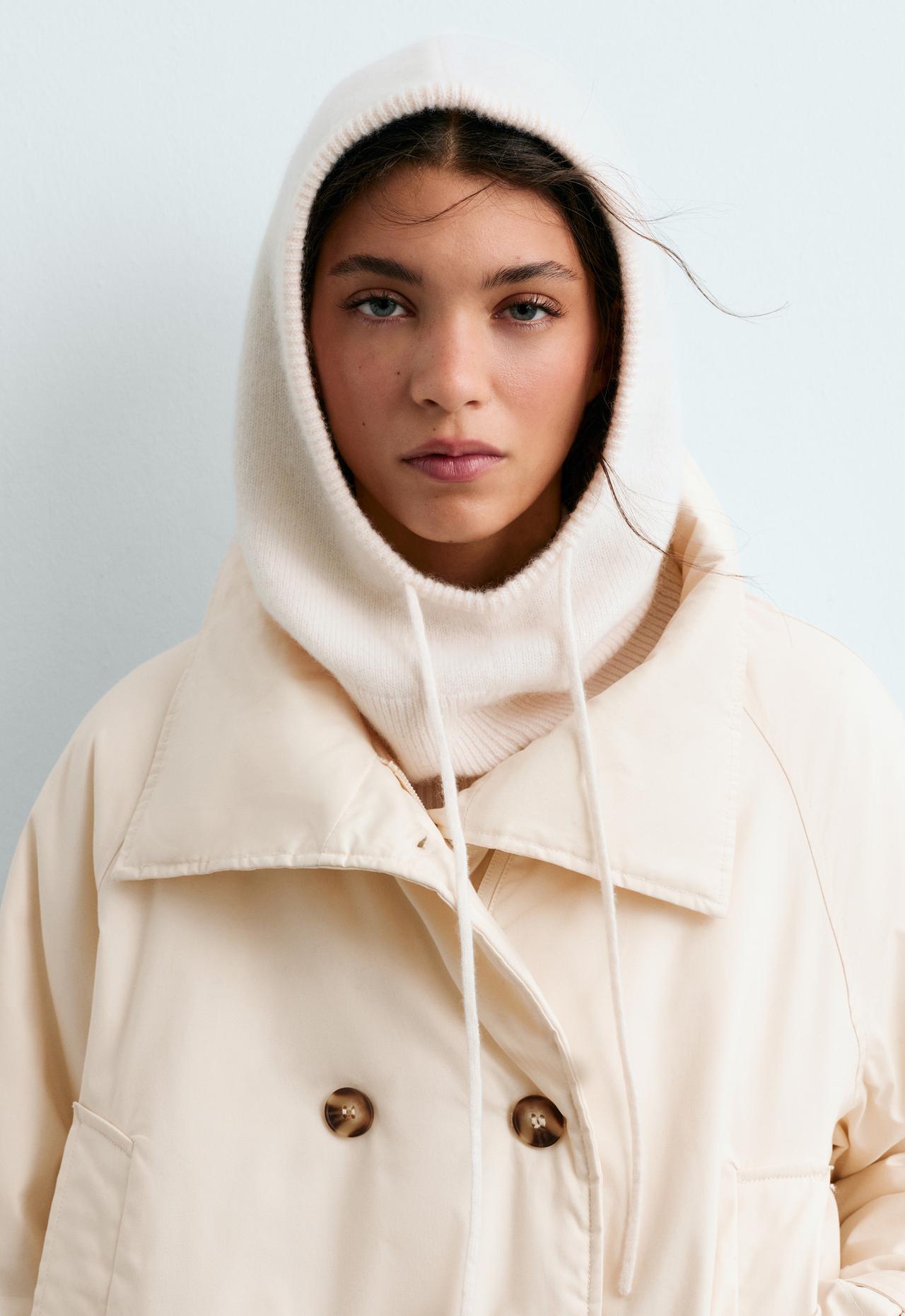100% cashmere knit balaclava — ECRU