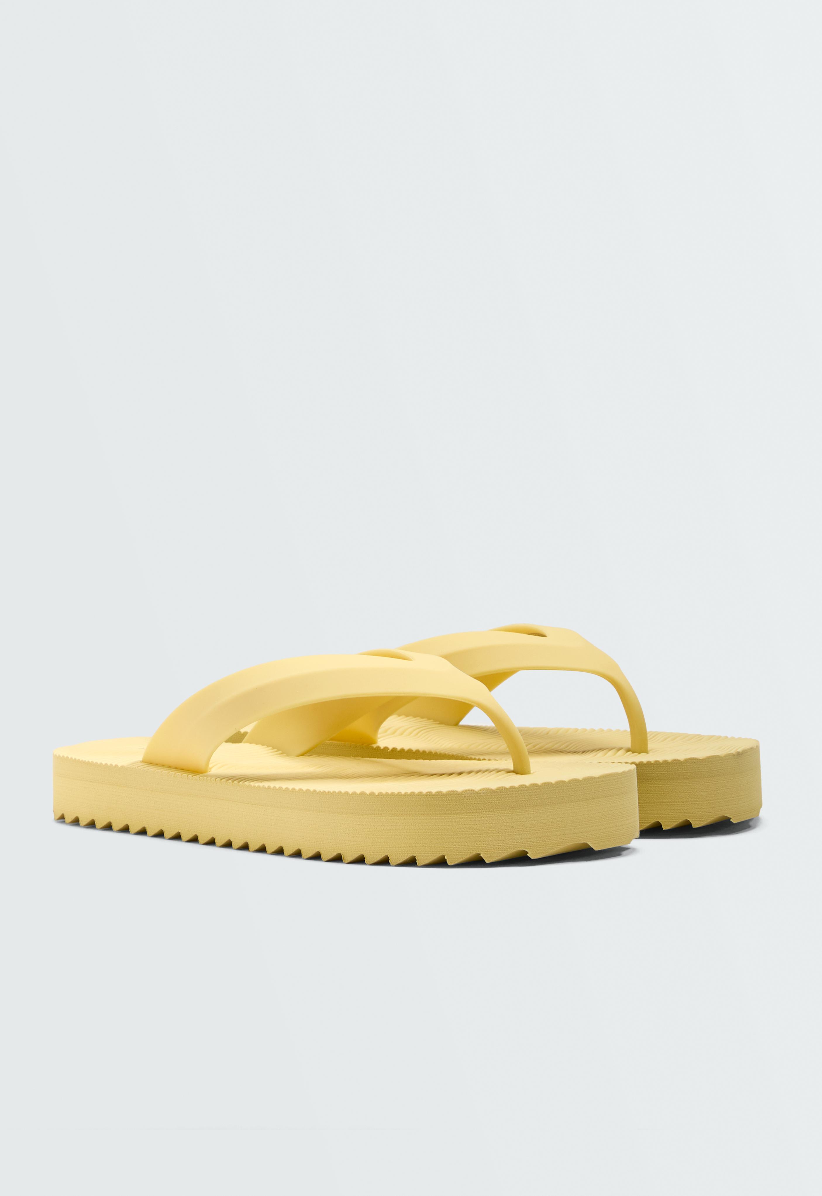Textured platform beach sandals — YELLOW