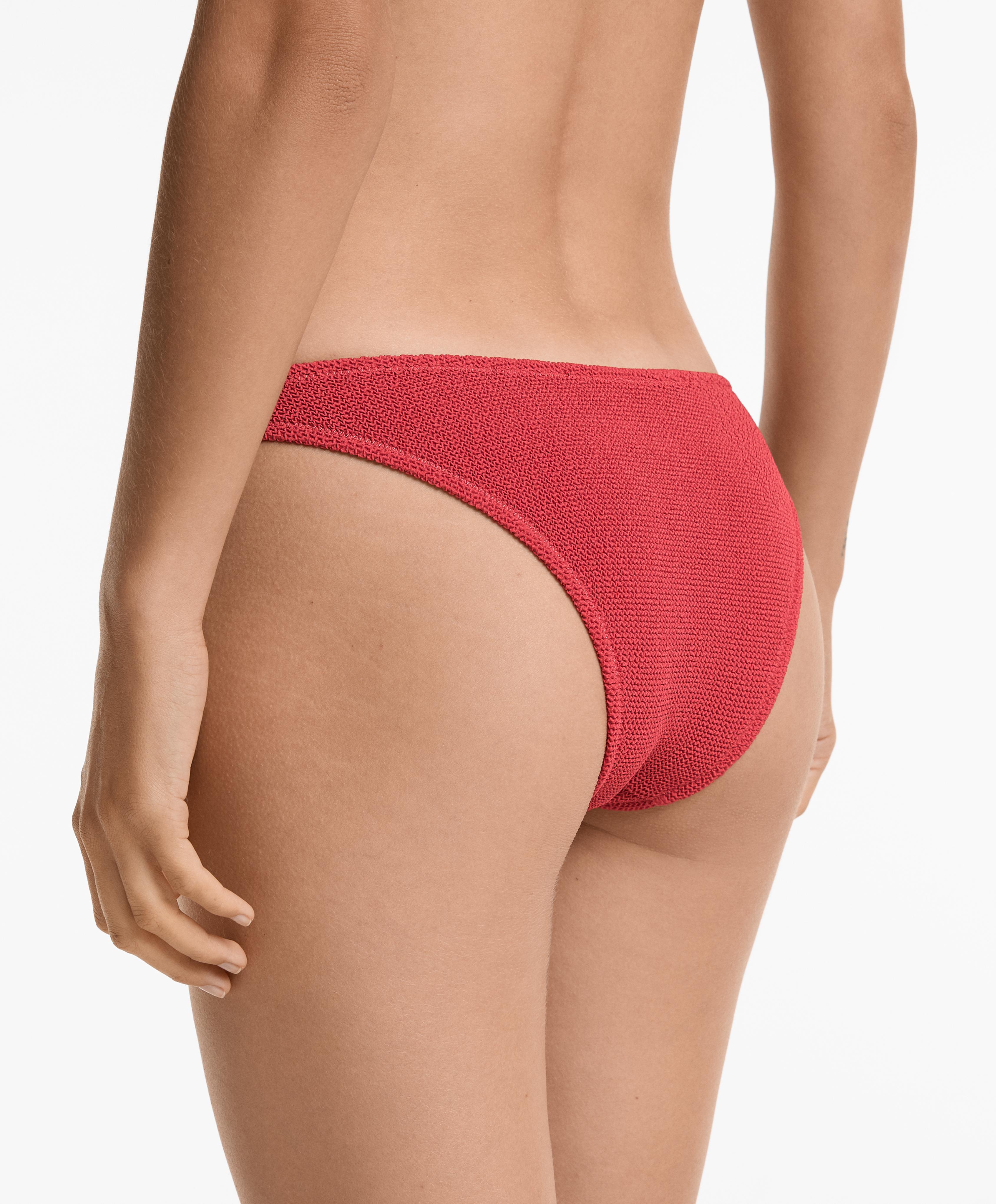 U-Cut Crinkle Mid-Rise Bikini Bottoms U-Cut Crinkle Mid-Rise Bikini Bottoms