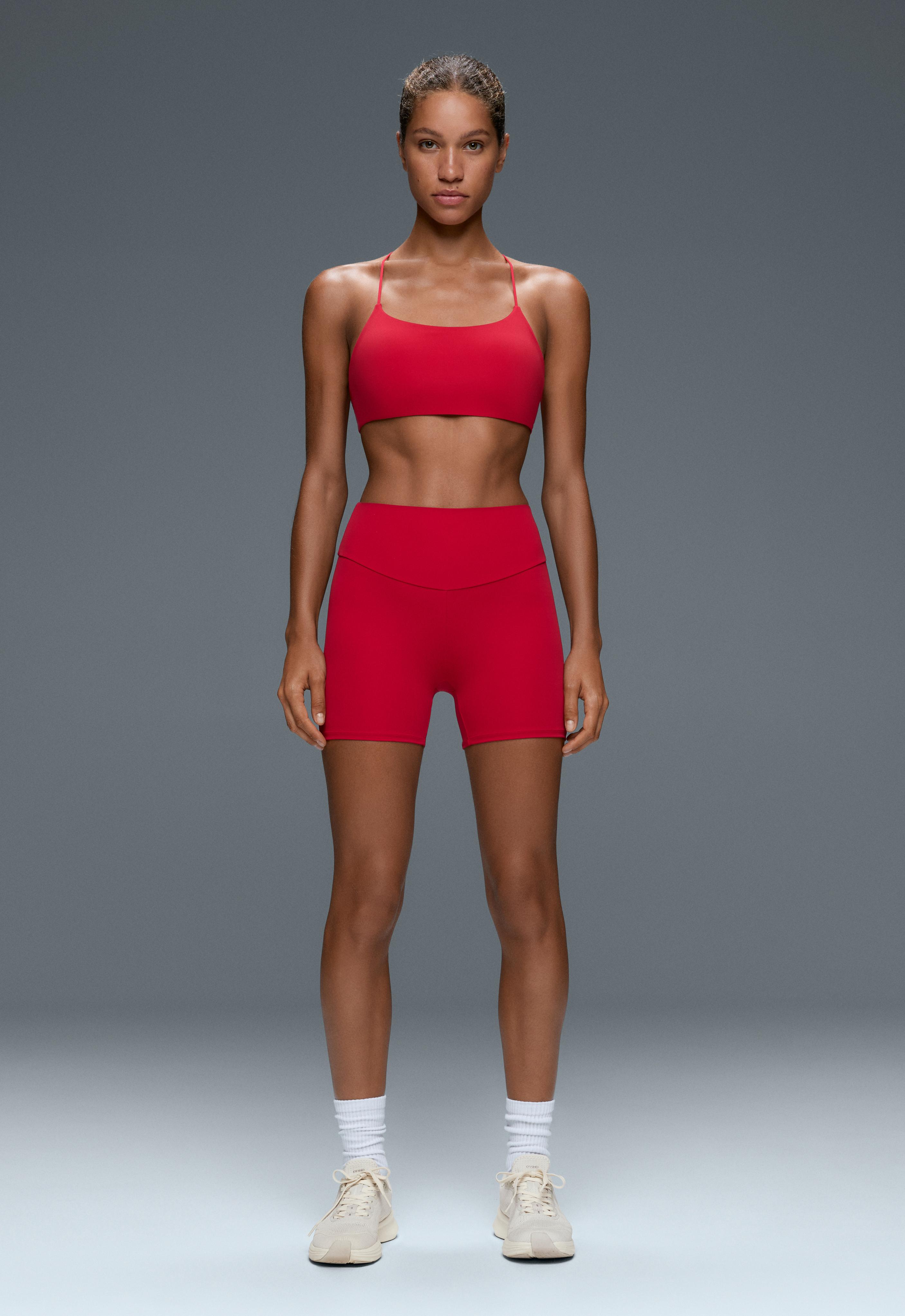 Comfortlux high-waisted 10cm hot pants — STRONG RED