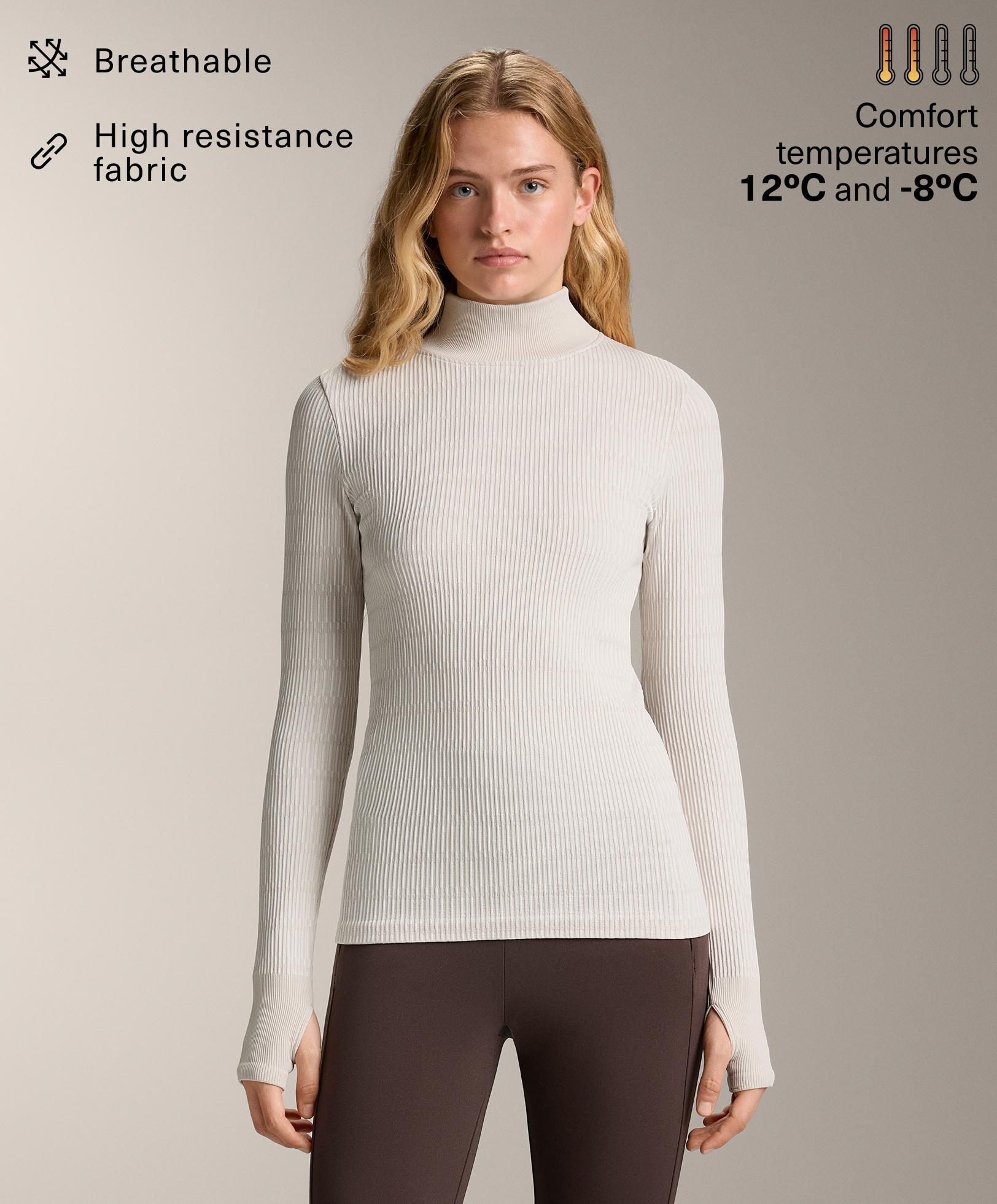 Geometric seamless thermal base layer T-shirt